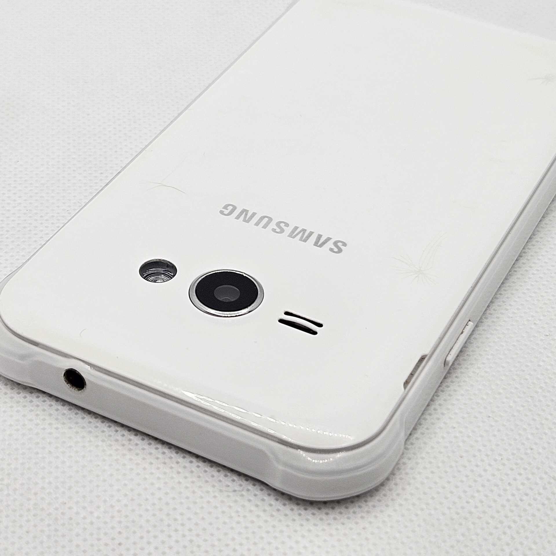 Samsung Galaxy J1 Ace 8GB Neo White - Image 14