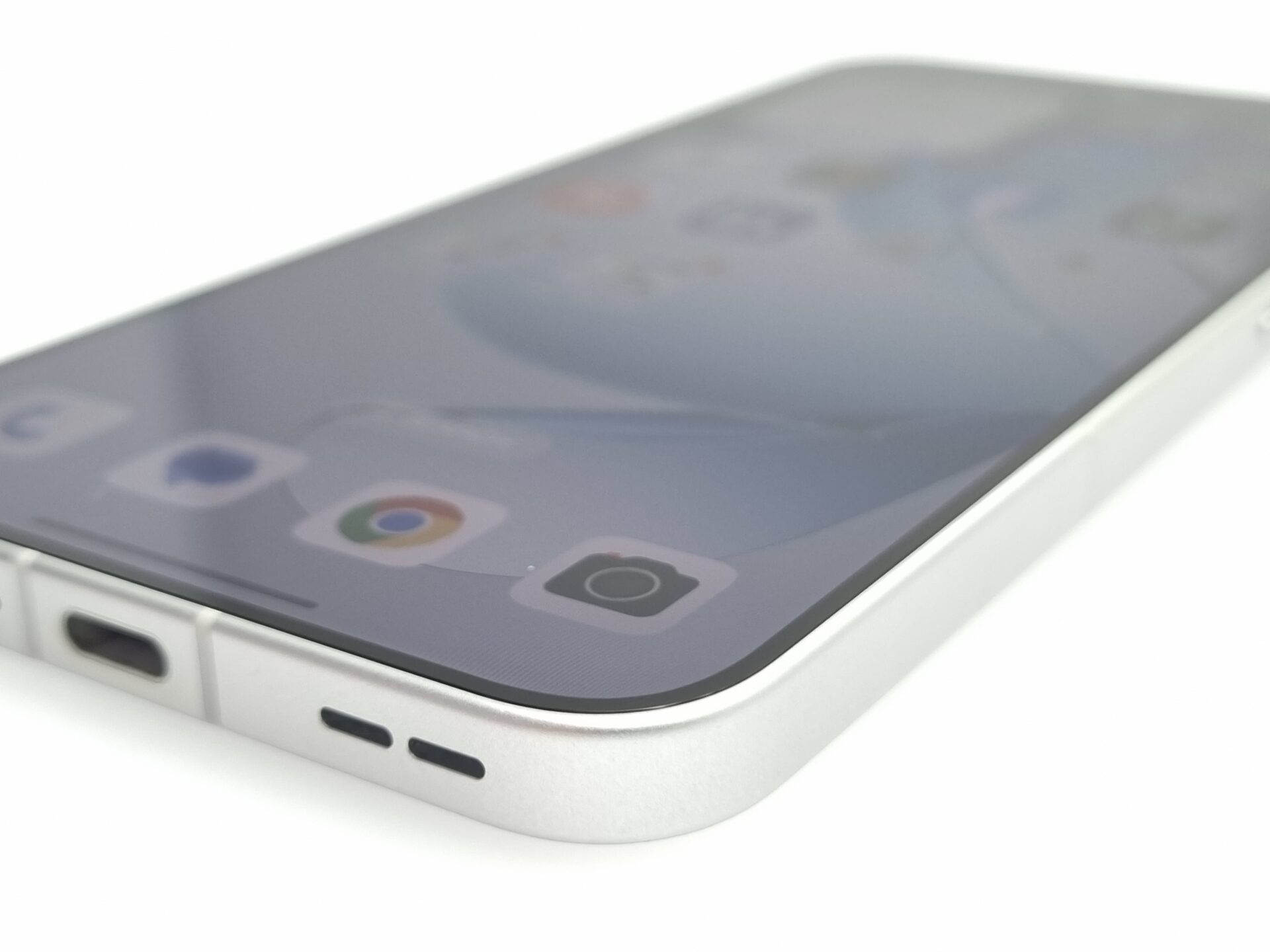 Oppo Reno 13 5G 512GB White ( 3 Month Warranty ) Mint Condition - Image 4
