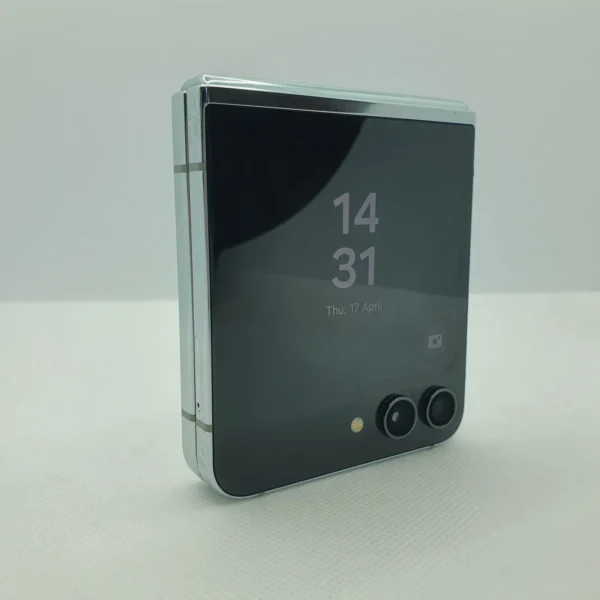 Samsung Galaxy Z Flip 5 256GB Mint (6 Month Warranty) | Epic Deals SA