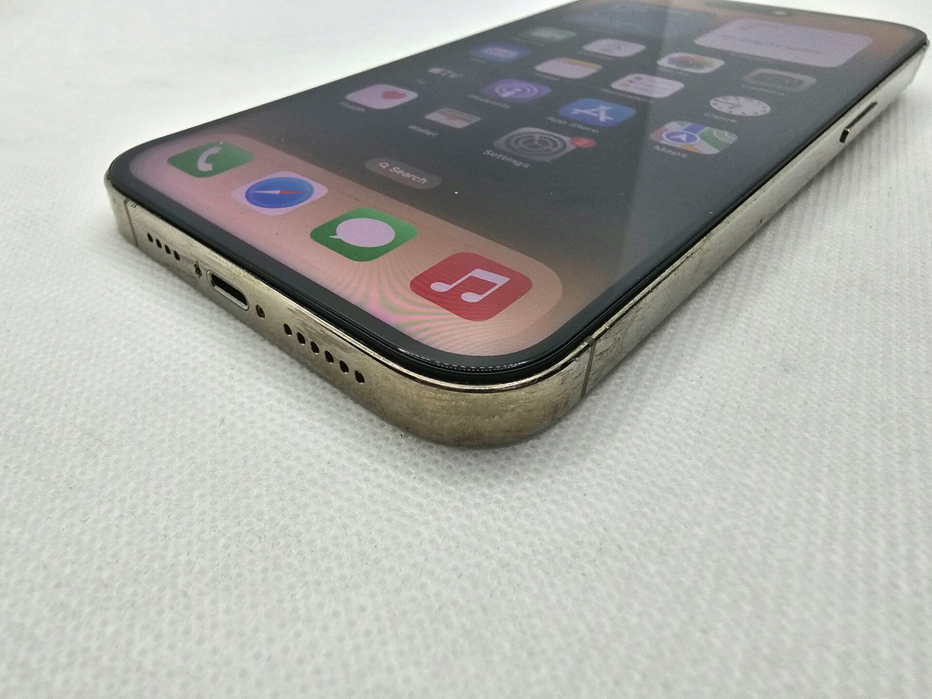 iPhone 14 Pro Max 1TB No Face ID Gold (12 Month Warranty) - Image 4