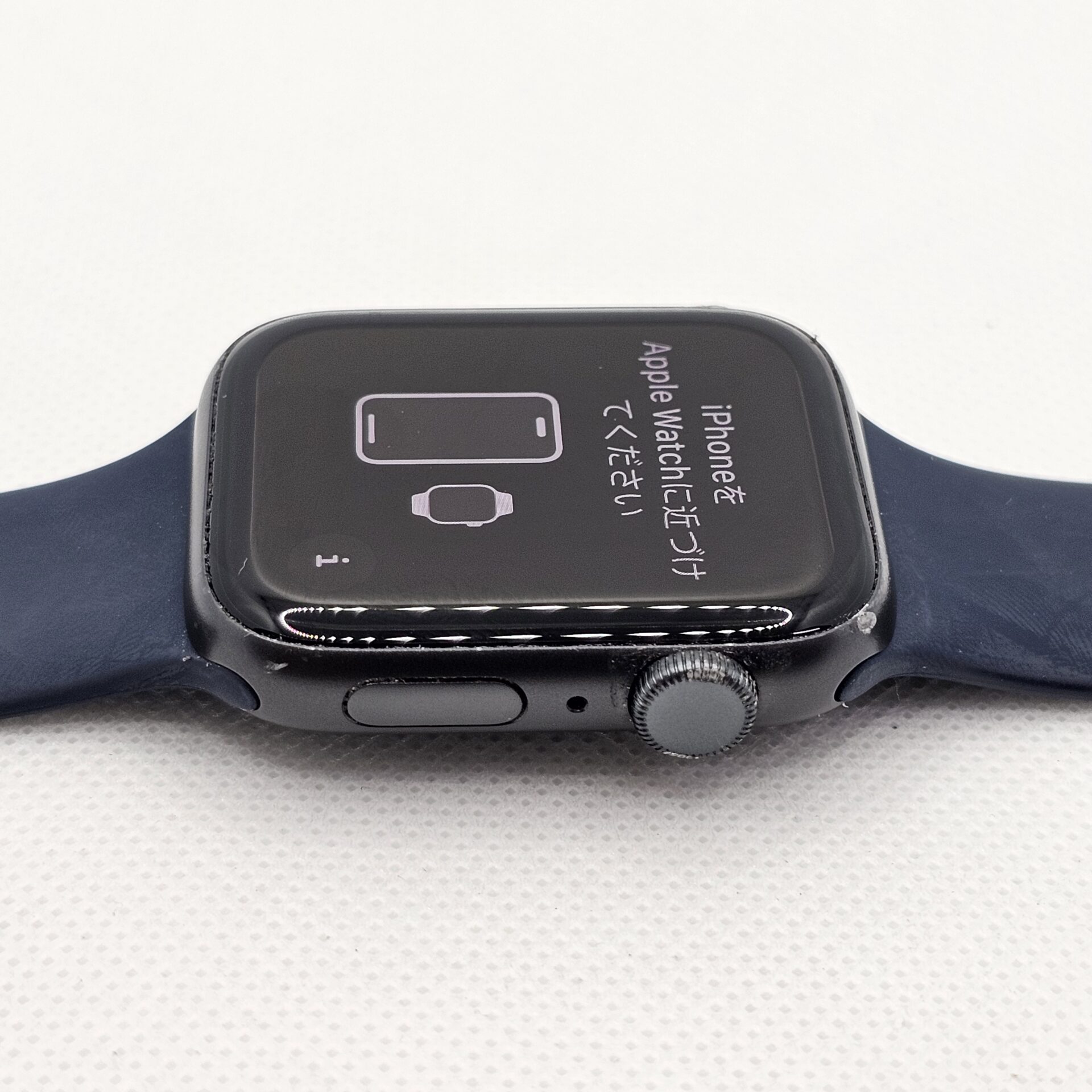 Apple Watch SE 1st Gen 44mm GPS Only Space Grey (3 Month Warranty) - With Dark Blue Straps - Image 4