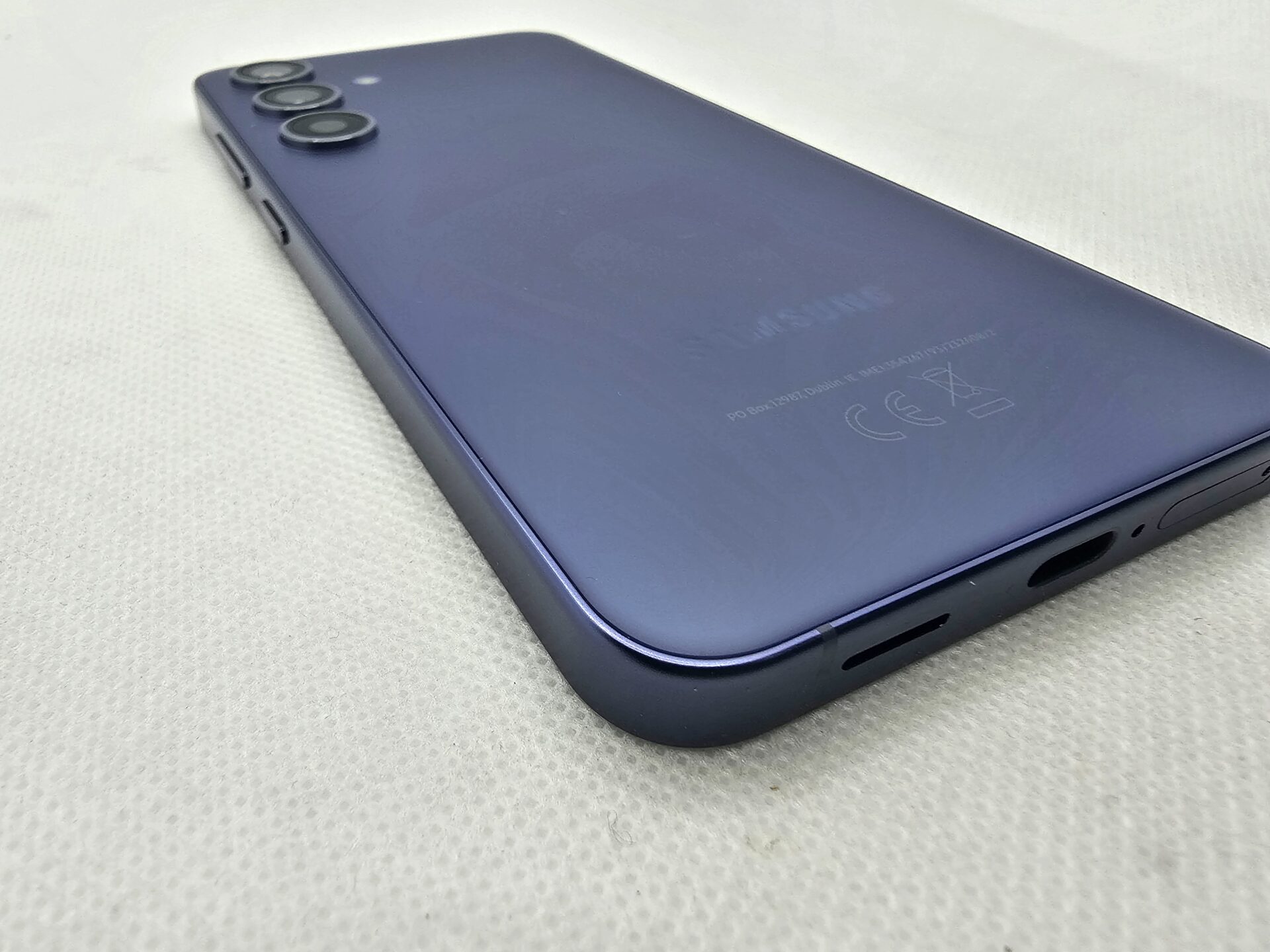 Samsung Galaxy S24 256GB Dual Sim Violet (12 Month Warranty) Mint Condition - Image 8