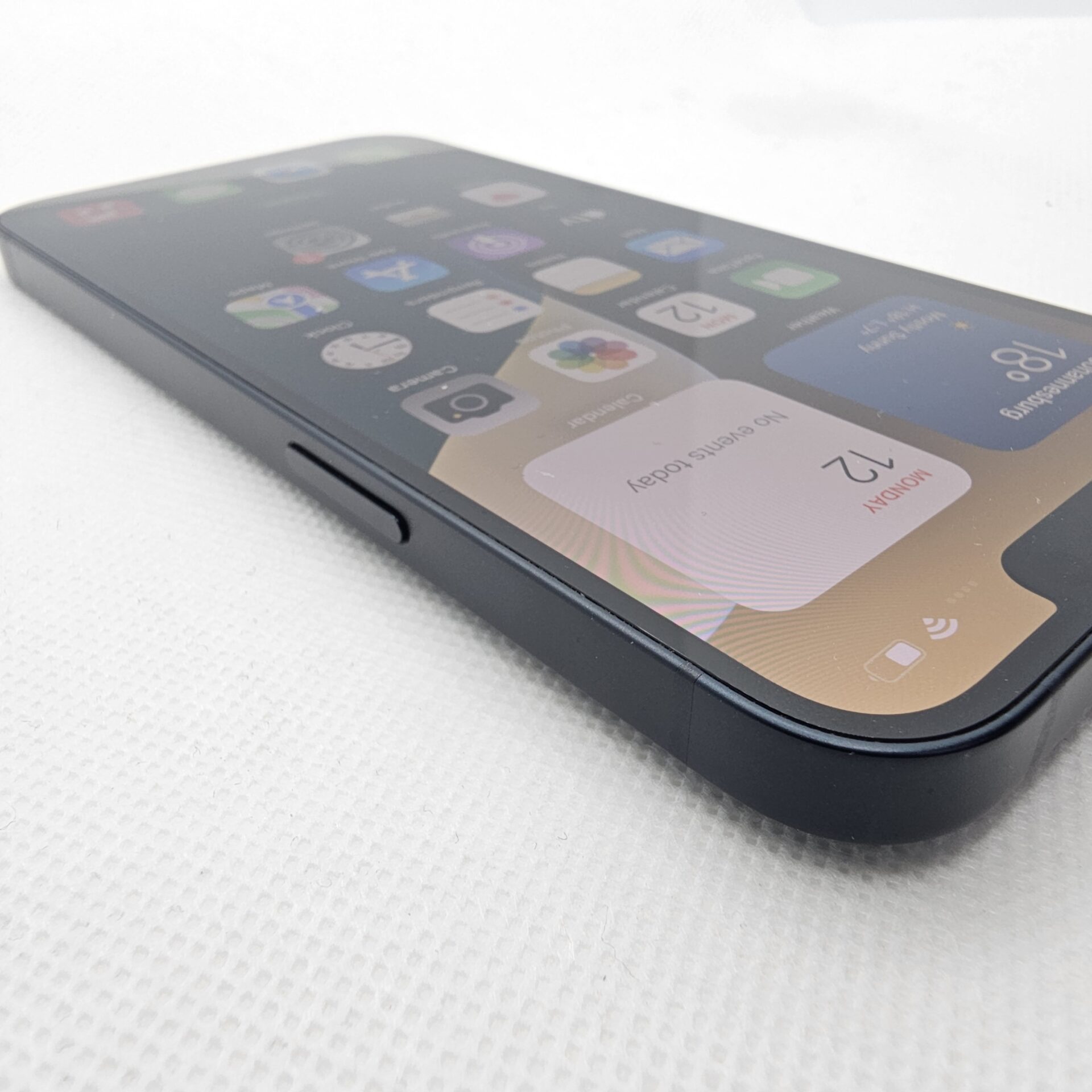 iPhone 13 256GB Midnight (6 Month Warranty) | Epic Deals SA