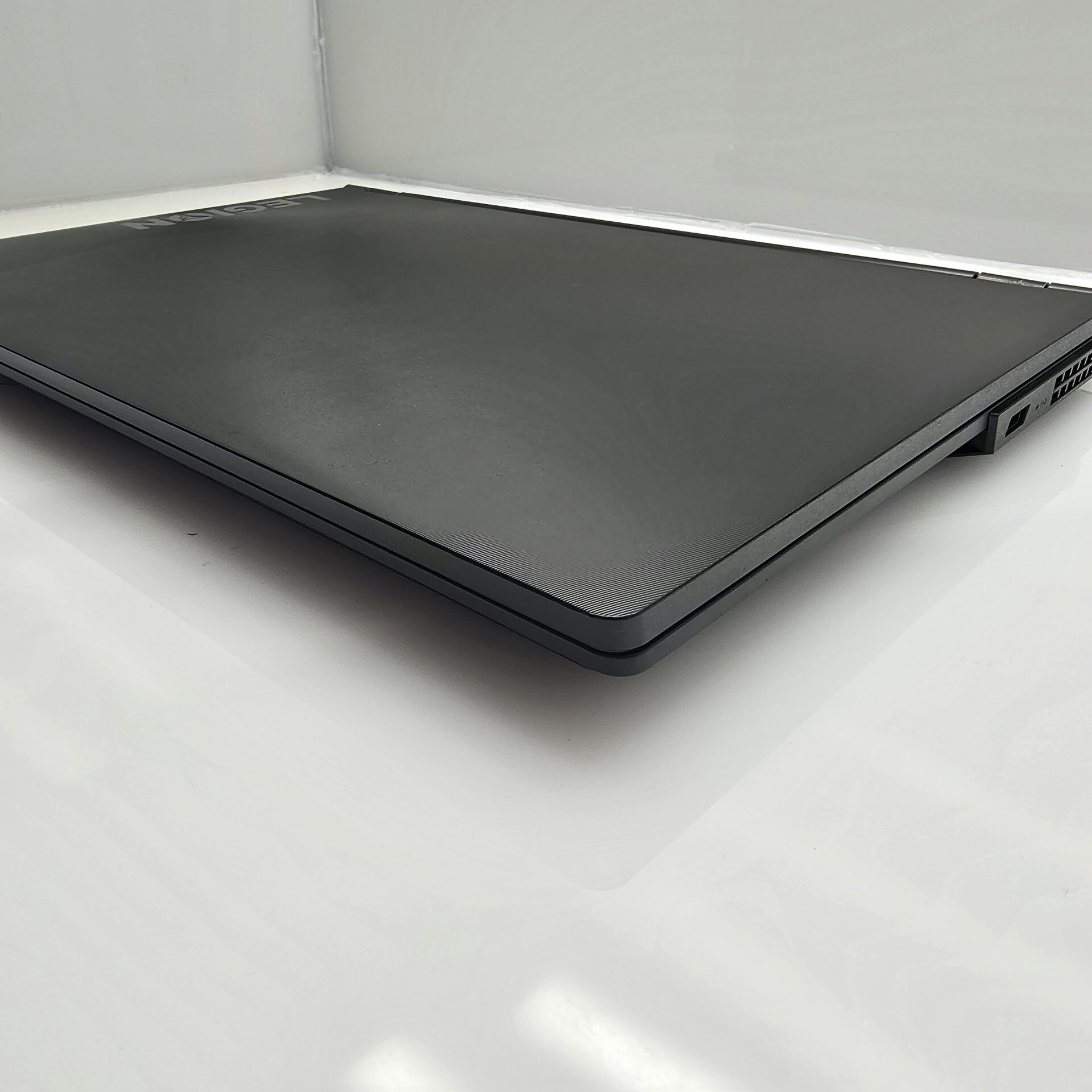 Lenovo Legion Y540-151RH 15" Intel i5-9300H 16GB RAM 1.2TB SSD Black (12-Month Warranty) - Image 7
