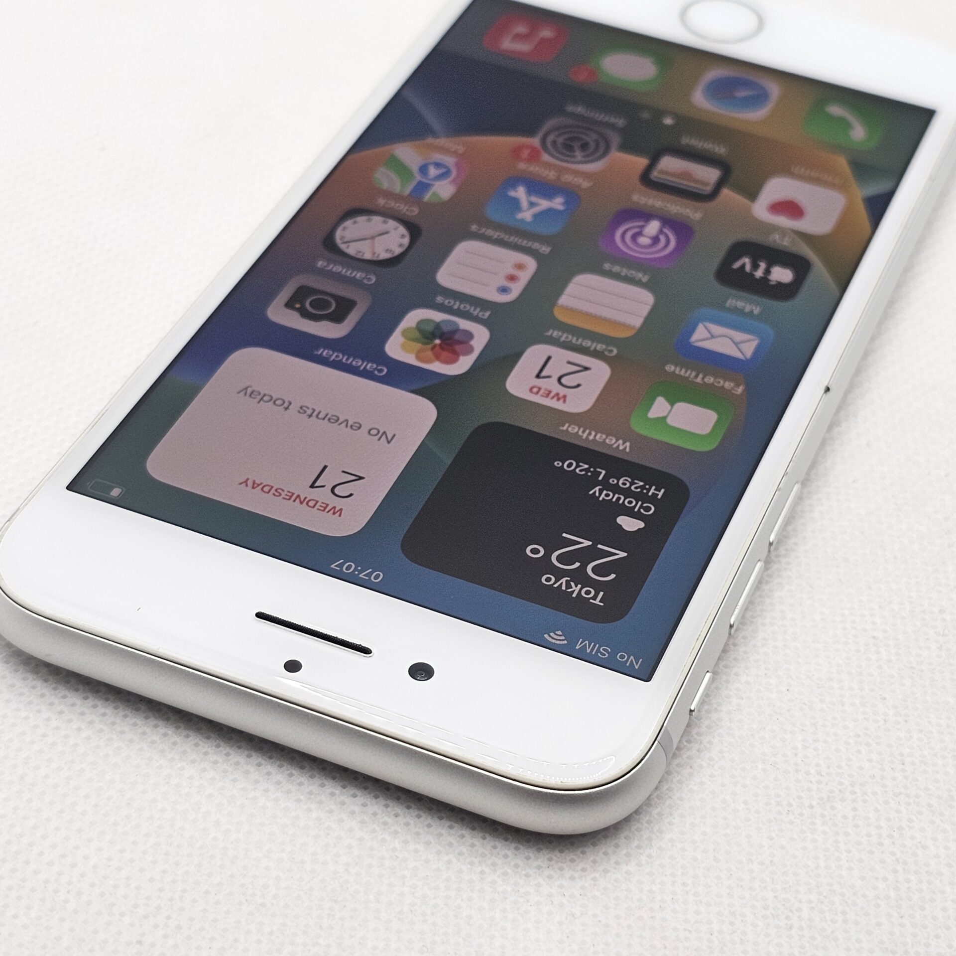 iPhone 8 64GB Silver - Image 7