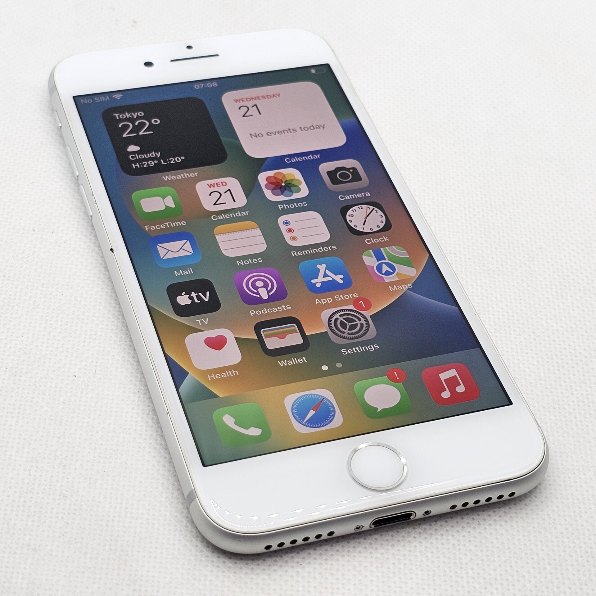 iPhone 8 64GB Silver - Image 8