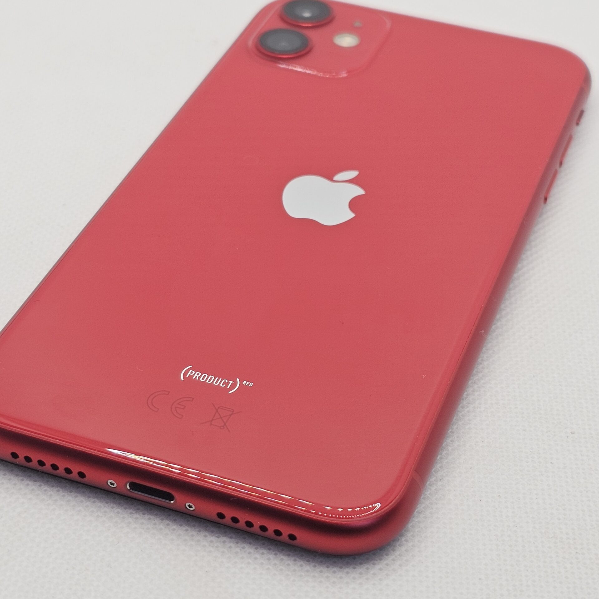 iPhone 11 128GB Dim Backlight And No Face ID Red (6 Month Warranty