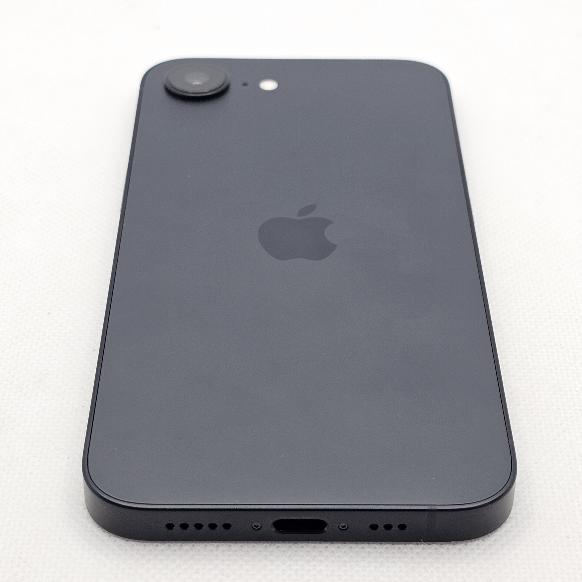 iPhone 16e 128GB ブラック iPhone 16e 128GB Black (10 Year Warranty) – Mint Condition | Epic