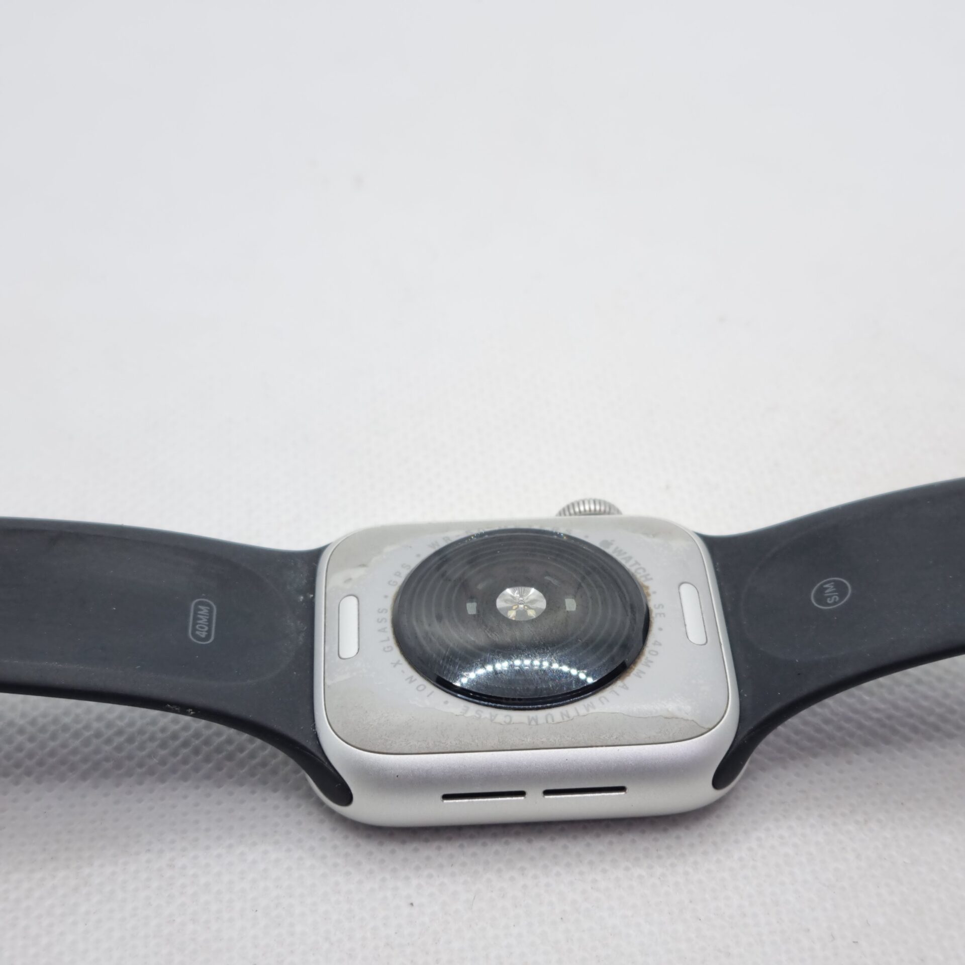 Apple Watch SE 2 40mm GPS Only Silver (3 Month Warranty) - With Black Straps - Image 9
