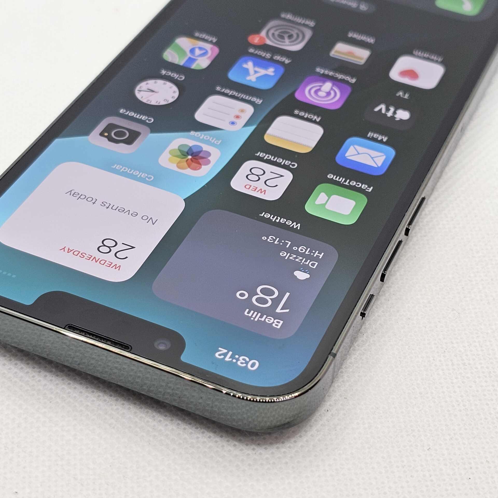 iPhone 13 Pro 256GB Alpine Green (12 Month Warranty) - Image 7