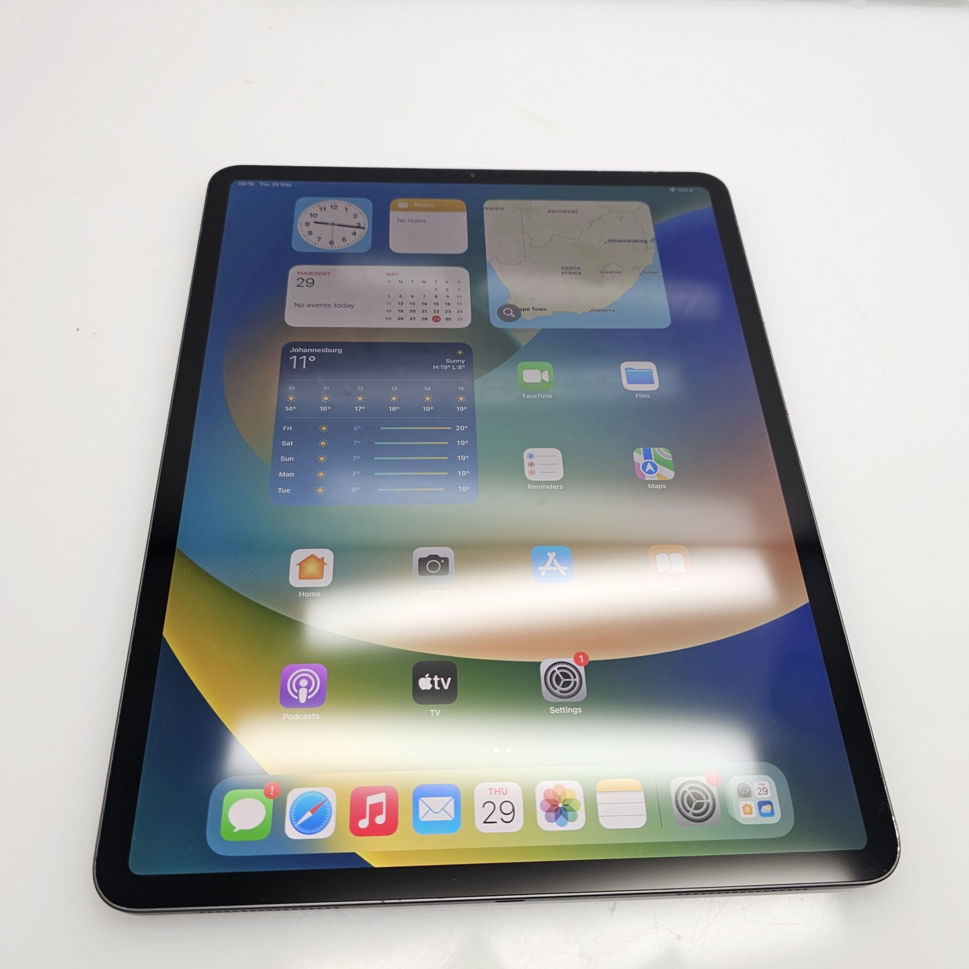 iPad Pro 12.9" 4th Gen 128GB (Wifi Only) Bright Spots Space Grey - Image 7