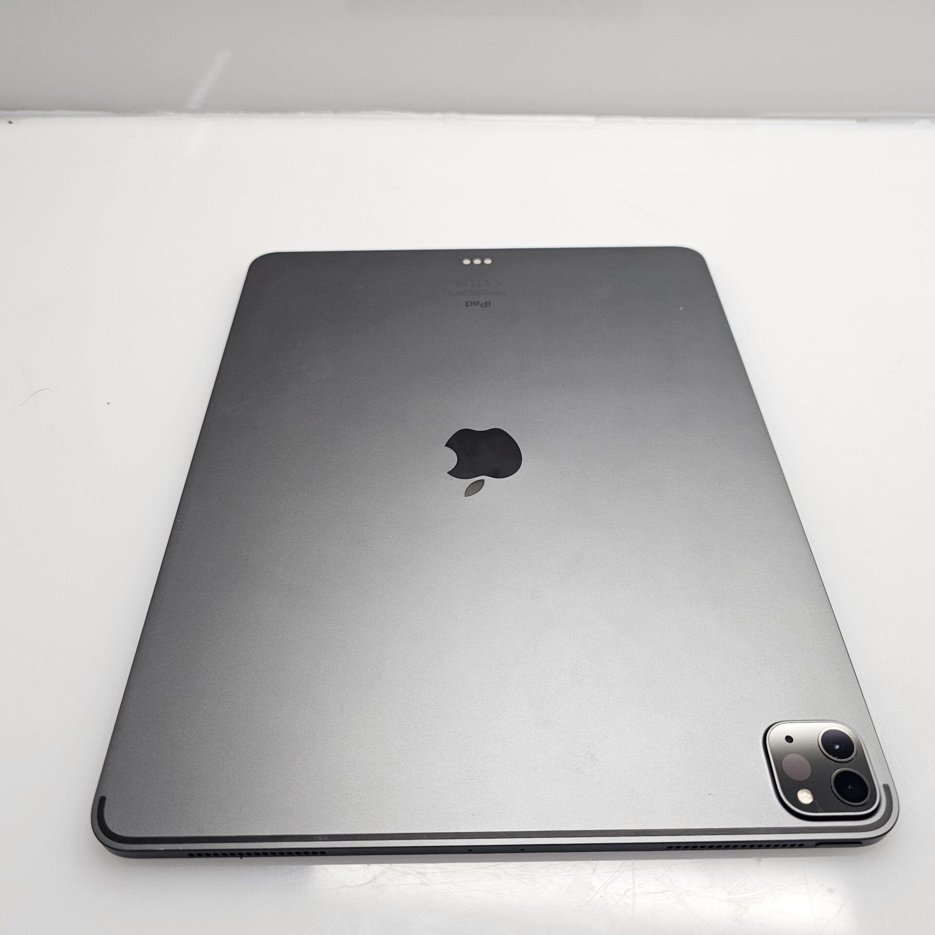 iPad Pro 12.9" 4th Gen 128GB (Wifi Only) Bright Spots Space Grey - Image 14