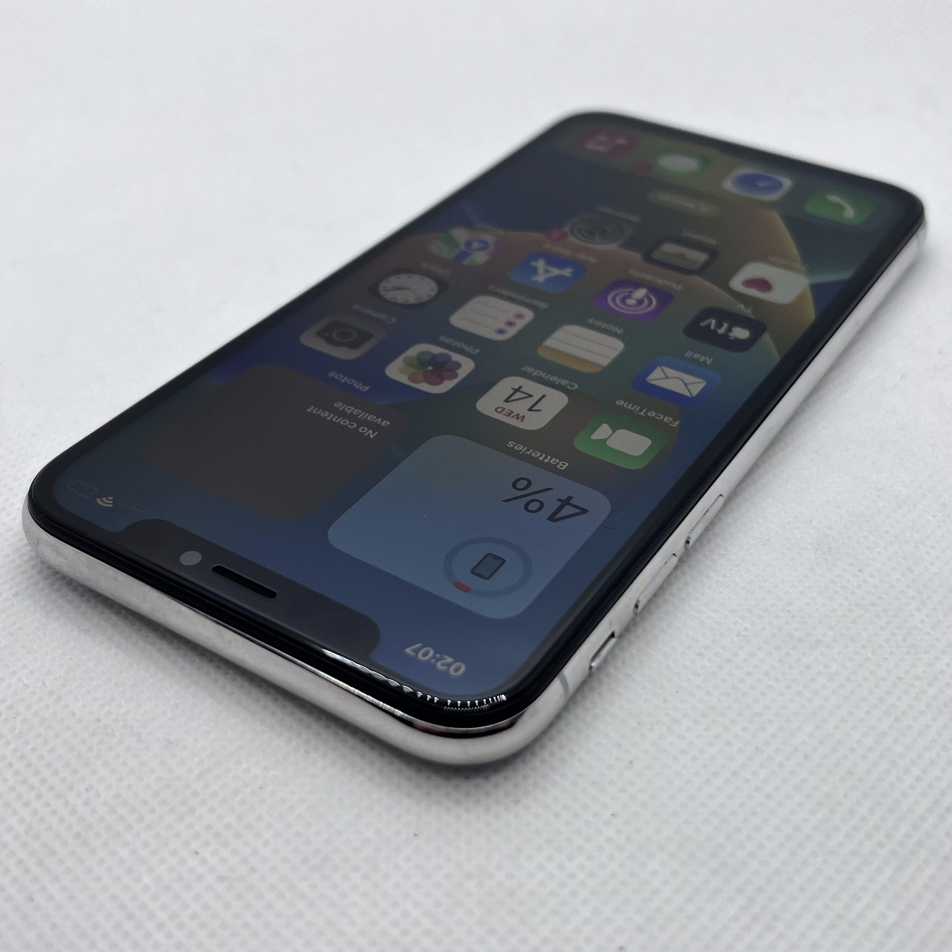iPhone X 64GB White (3 Month Warranty) | Epic Deals SA