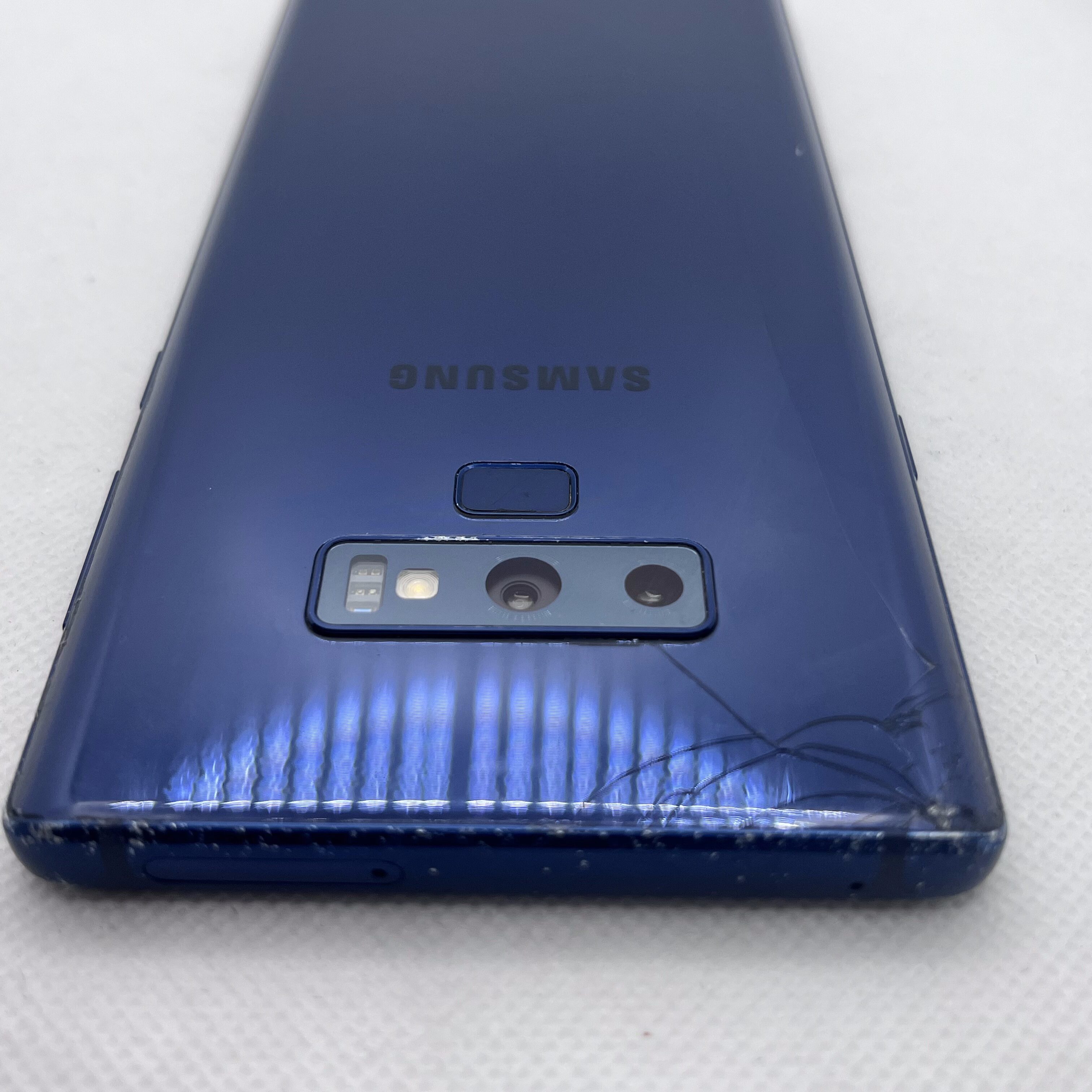 Samsung Galaxy Note 9 128GB Cracked Screen| LCD Line Black | Epic