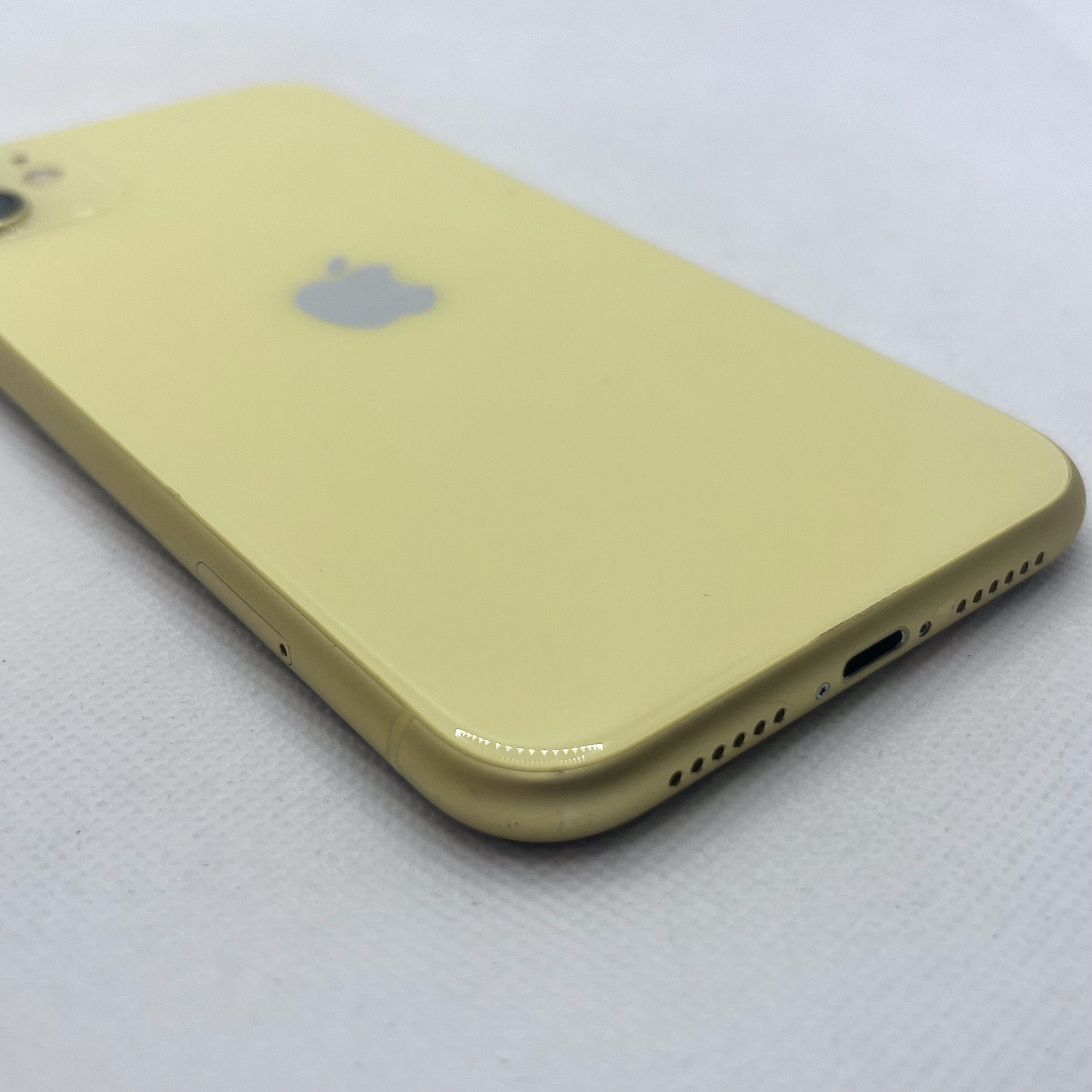 iPhone 11 128GB Yellow (6 Month Warranty) | Epic Deals SA