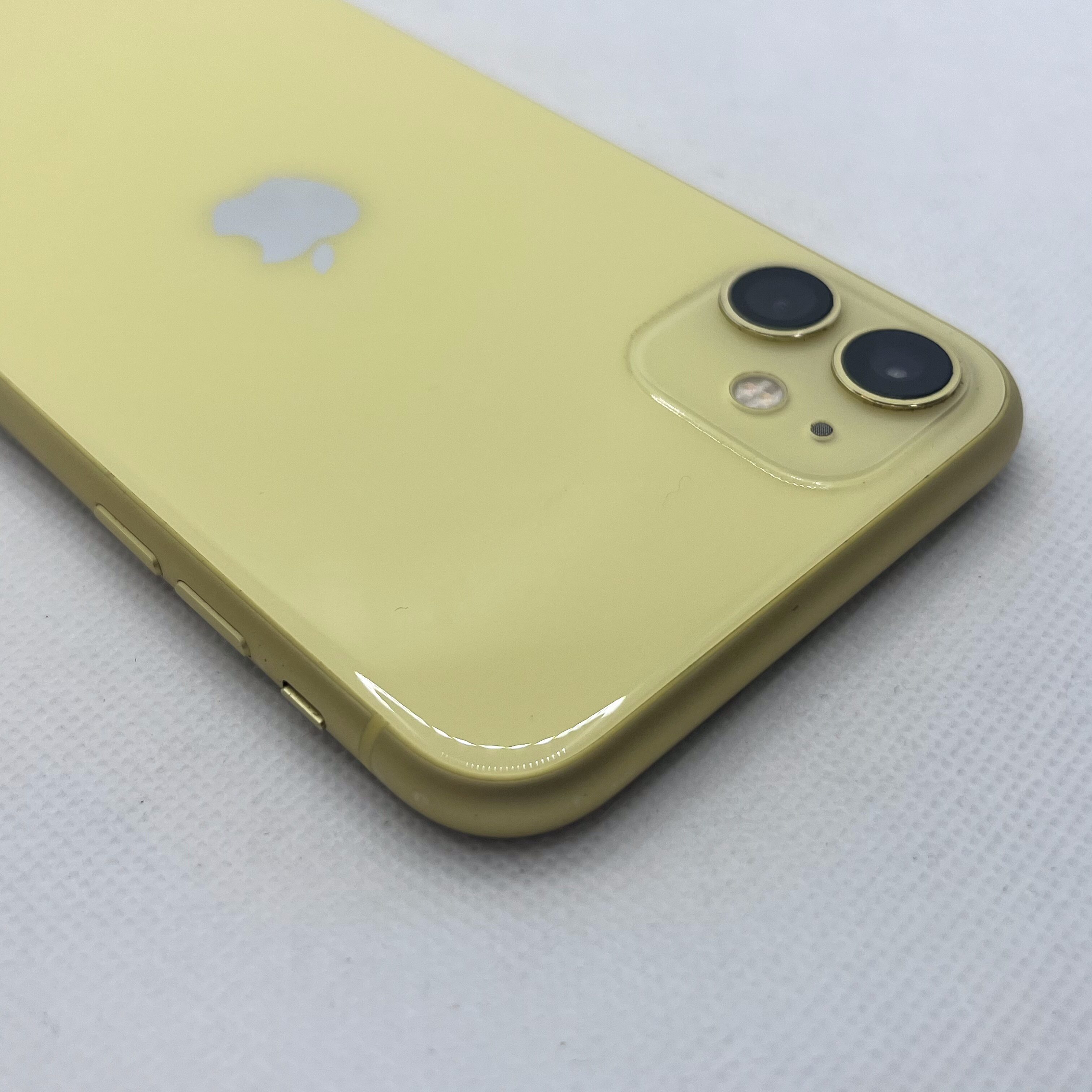 iPhone 11 128GB Yellow (6 Month Warranty) | Epic Deals SA