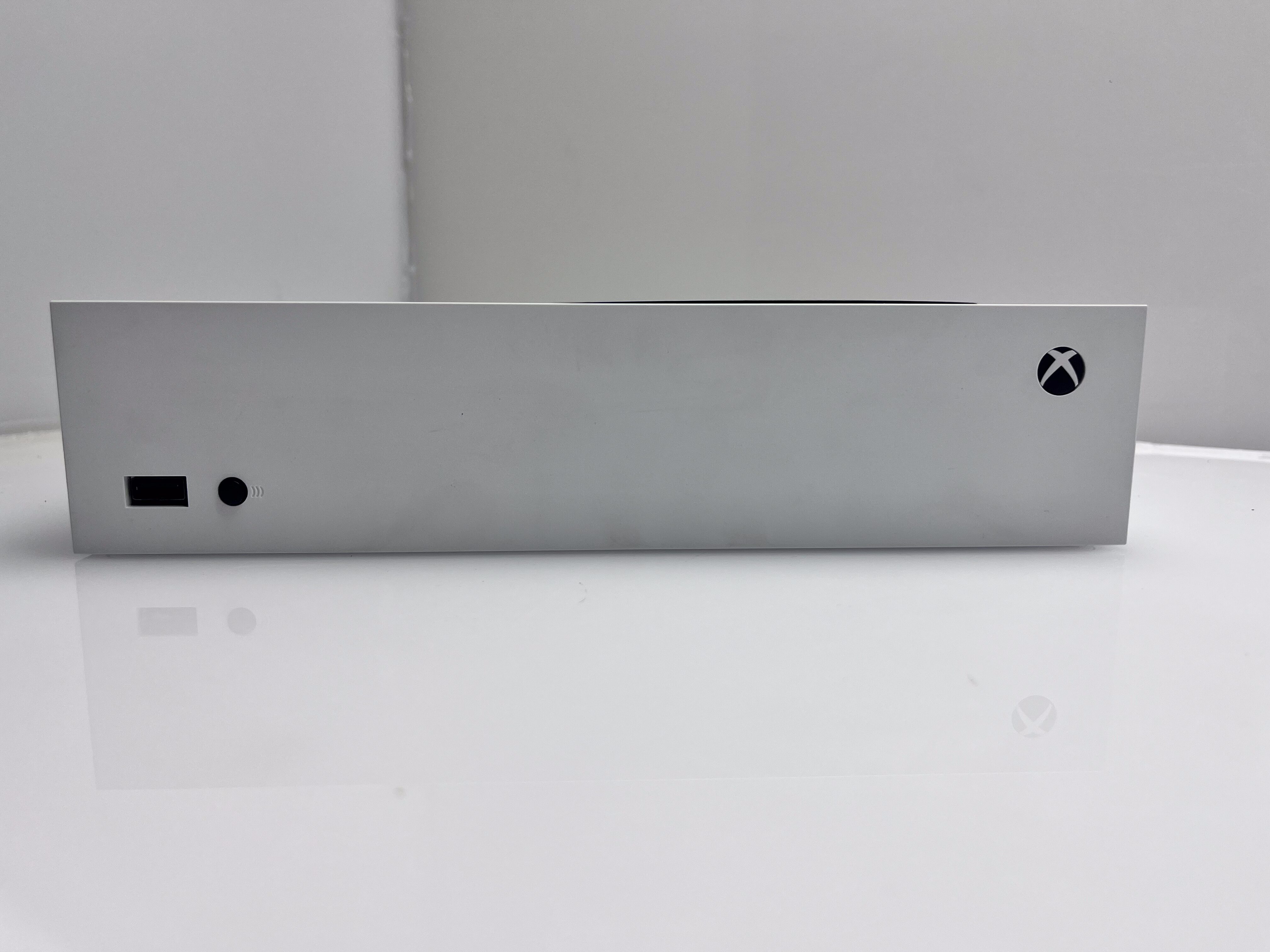 Xbox Series S 500GB White + HDMI Cable + Power Cable + Controller (3 Month Warranty) - Image 7
