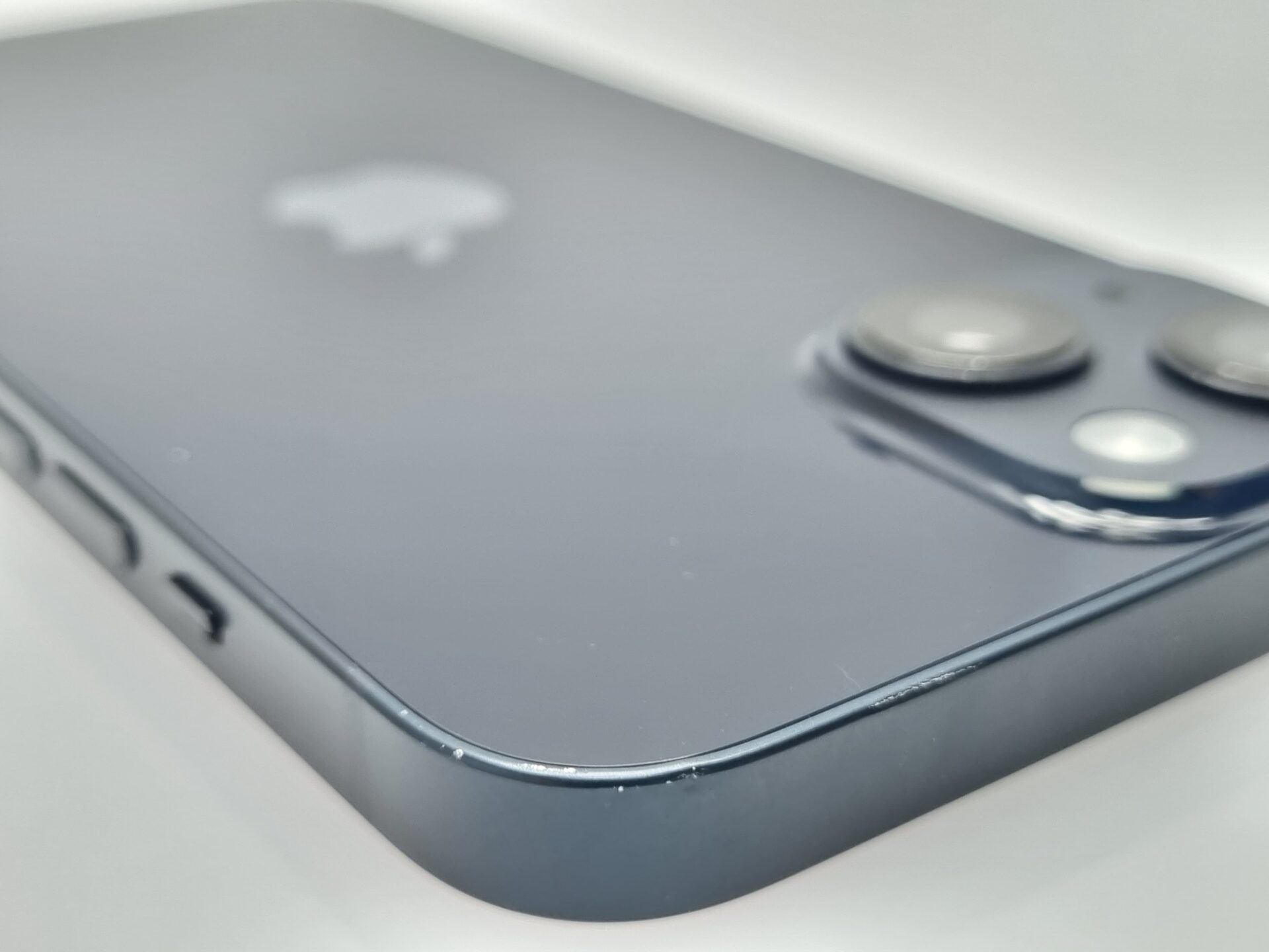 iPhone 14 256GB Midnight (12 Month Warranty) | Epic Deals SA