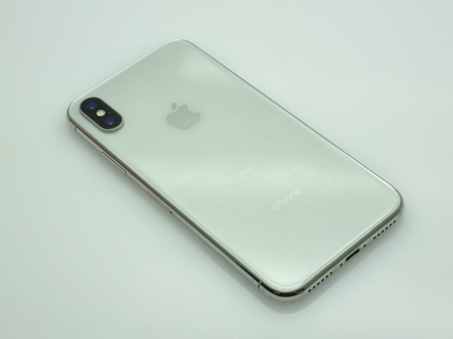 iPhone X 256GB Silver (3 Month Warranty) | Epic Deals SA