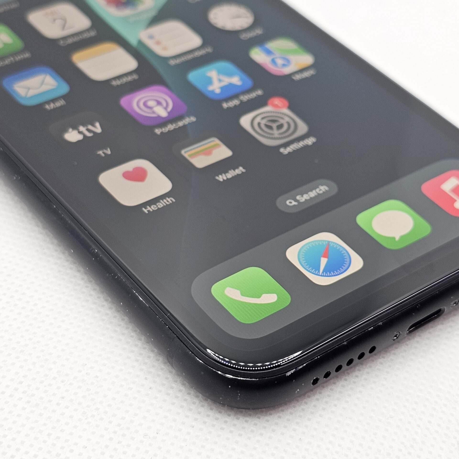 iPhone XR 256GB Bright Spot And Vodacom Only Black (3 Month Warranty) - Image 2