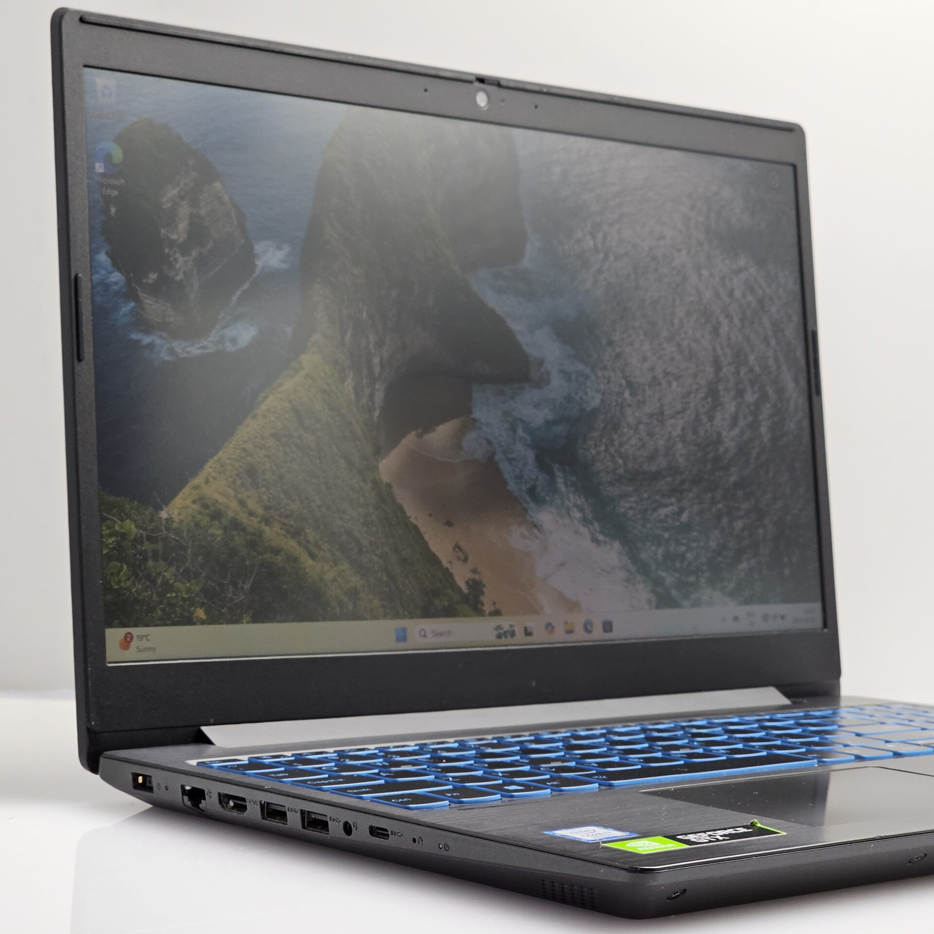 Lenovo IdeaPad L340 “Core i7” 2.60GHz 16GB RAM 500GB SSD And 2TB