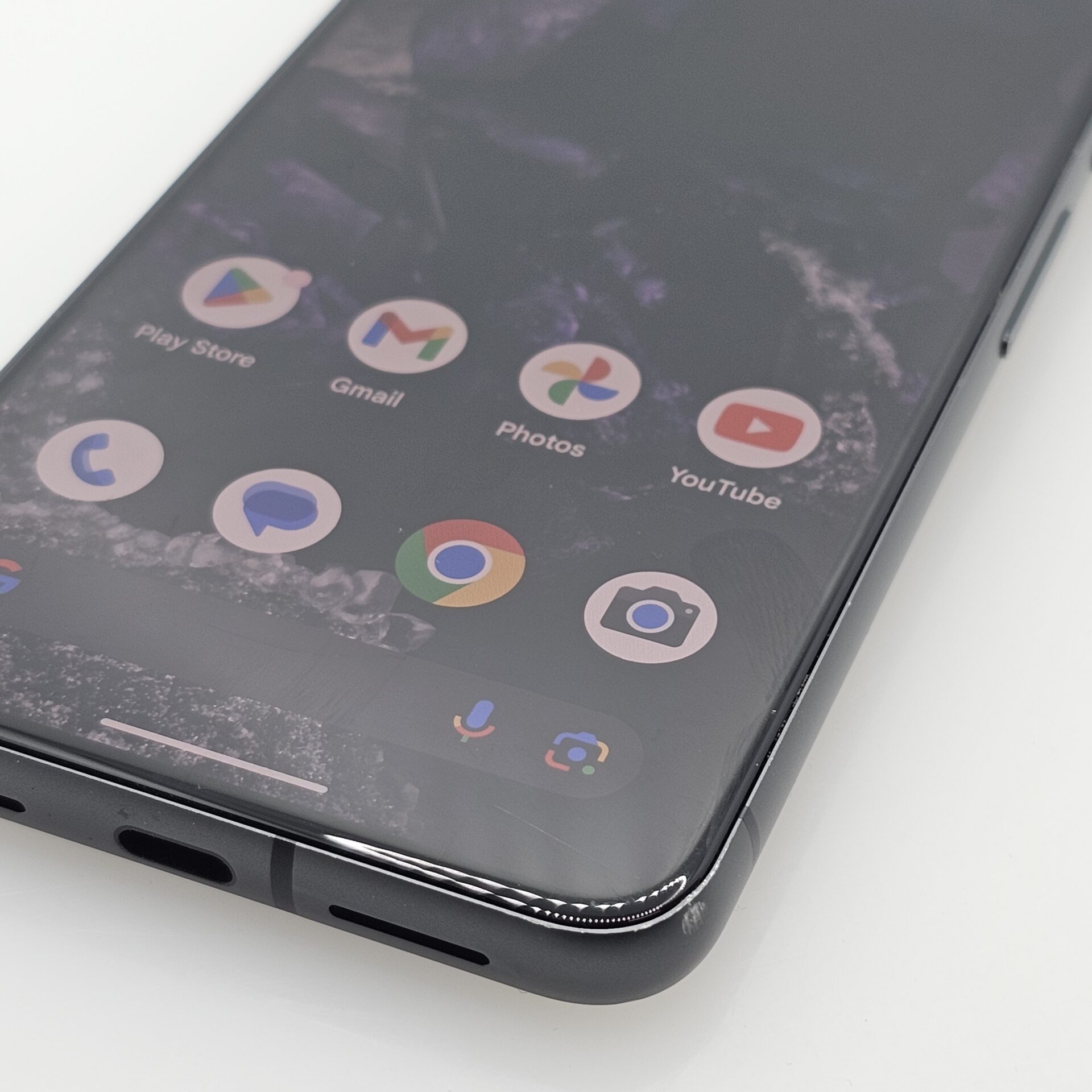 Google Pixel 8 128GB Dual Sim Obsidian (6 Month Warranty) + Cover Bundle Value: R200 - Image 4