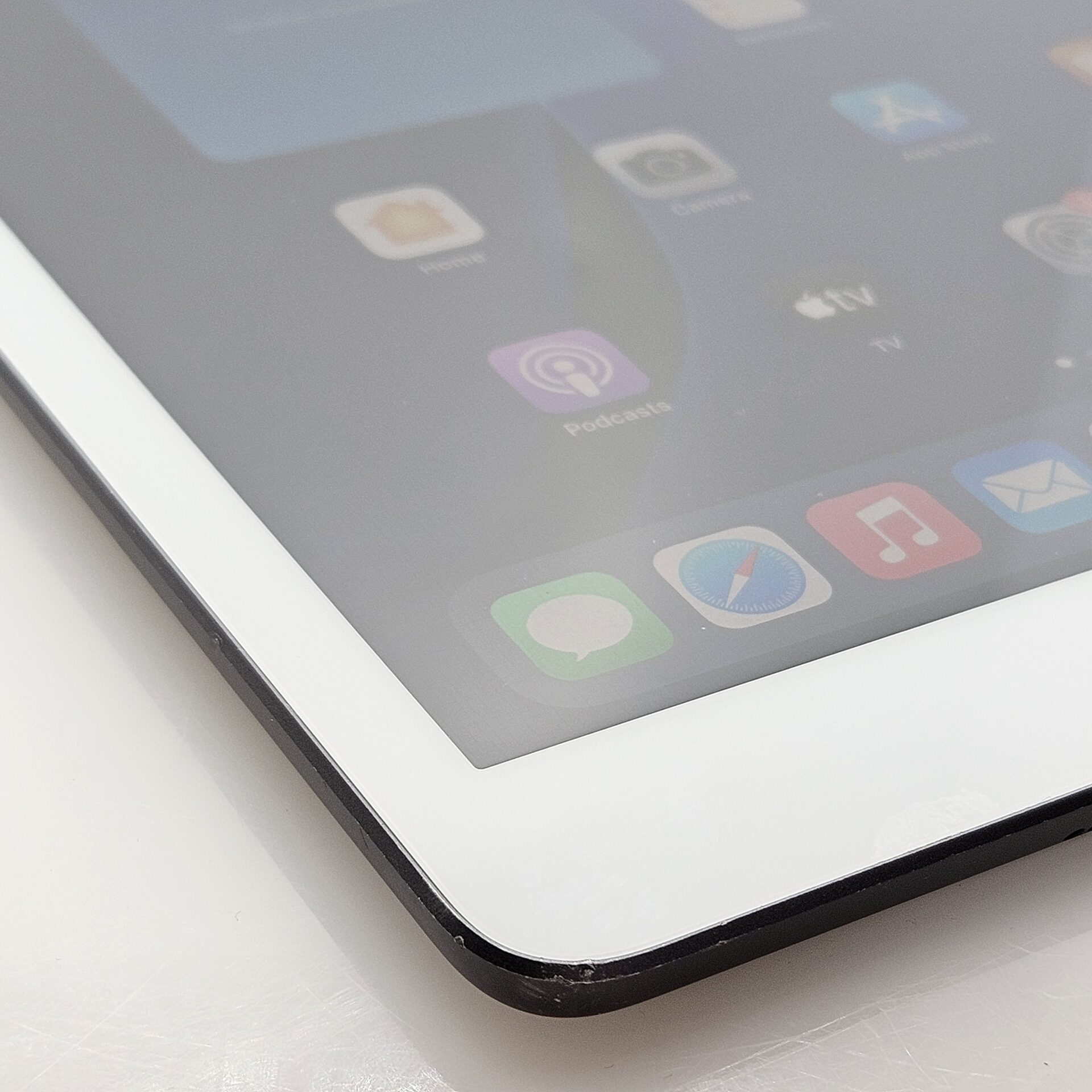 iPad 10.2″ 8th Gen 128GB (Wifi Only) No Touch ID Space Grey - Image 2