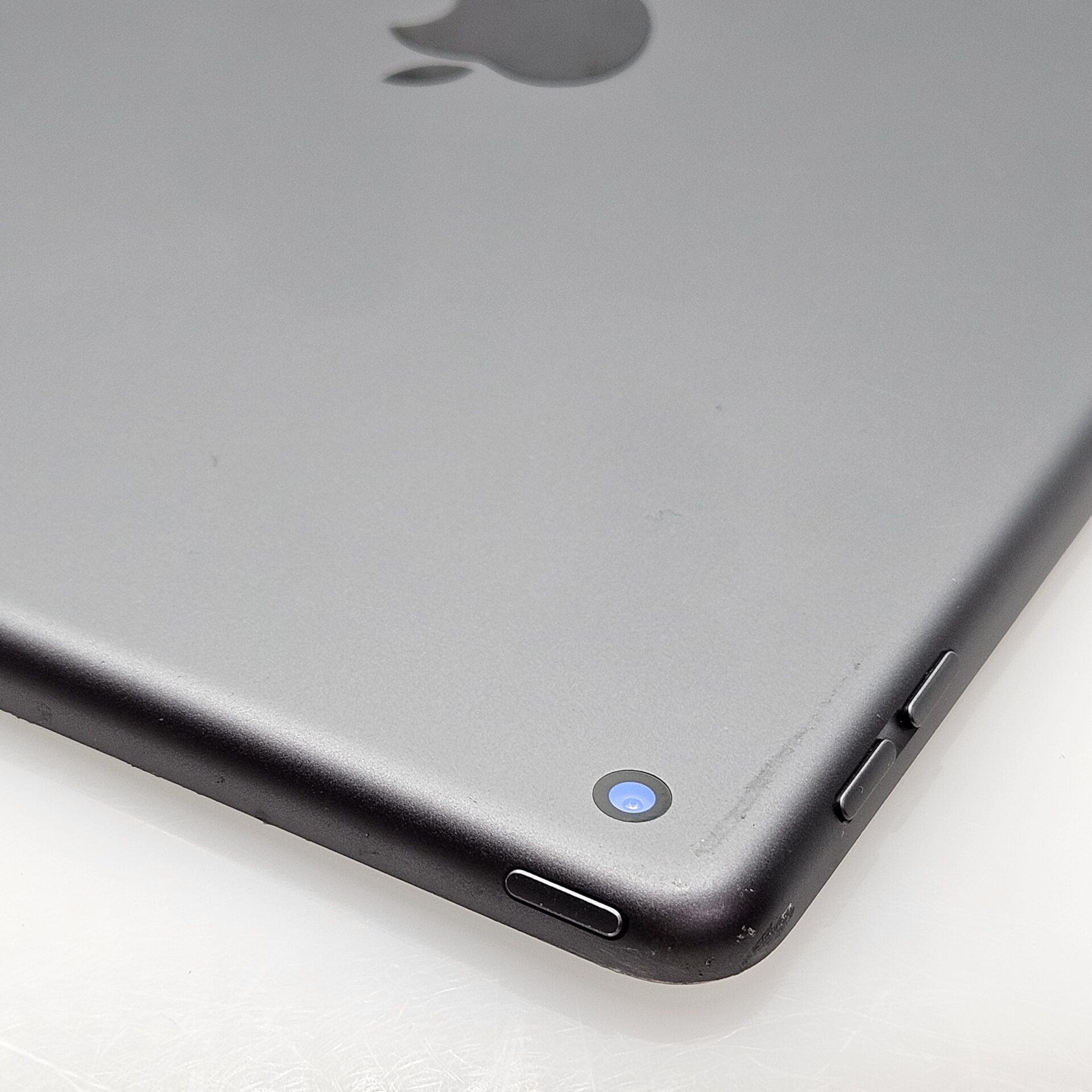 iPad 10.2″ 8th Gen 128GB (Wifi Only) No Touch ID Space Grey - Image 13