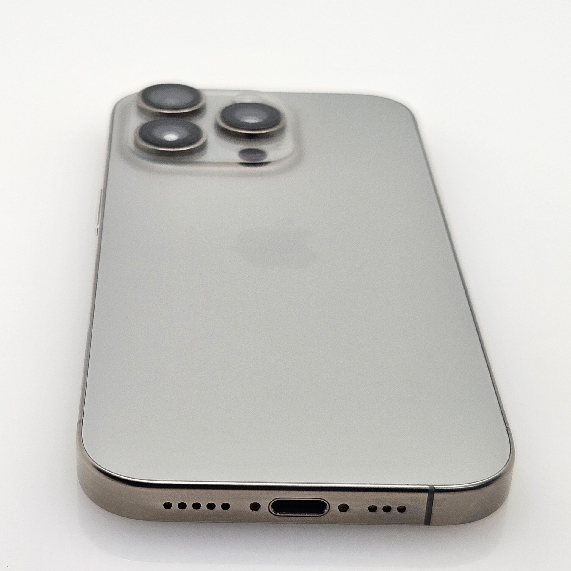 iPhone 16 Pro 256GB Natural Titanium (12 Month Warranty) - Image 12
