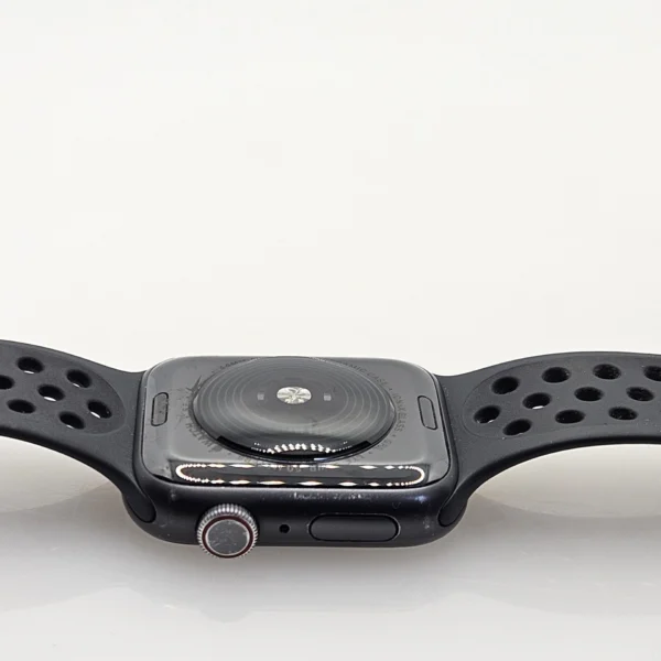 Apple Watch Series SE Nike 44mm LTE Space Gray (3 Month Warranty