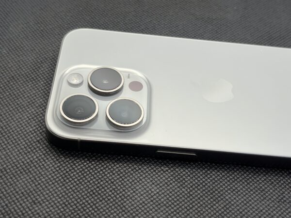 Apple iPhone 15 Pro 128GB Natural Titanium (12 Month Warranty) - Image 5
