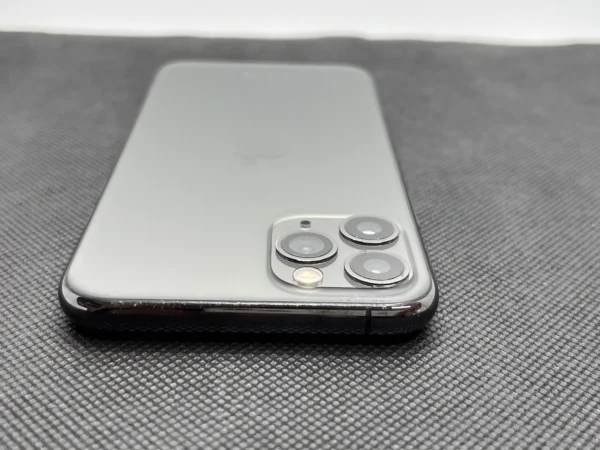 Apple iPhone 11 Pro 256GB Space Gray (6 Month Warranty) | Epic