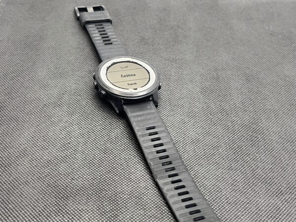 Garmin Forerunner 945 | Screen Damage | Black (3 Month Warranty) - Image 9