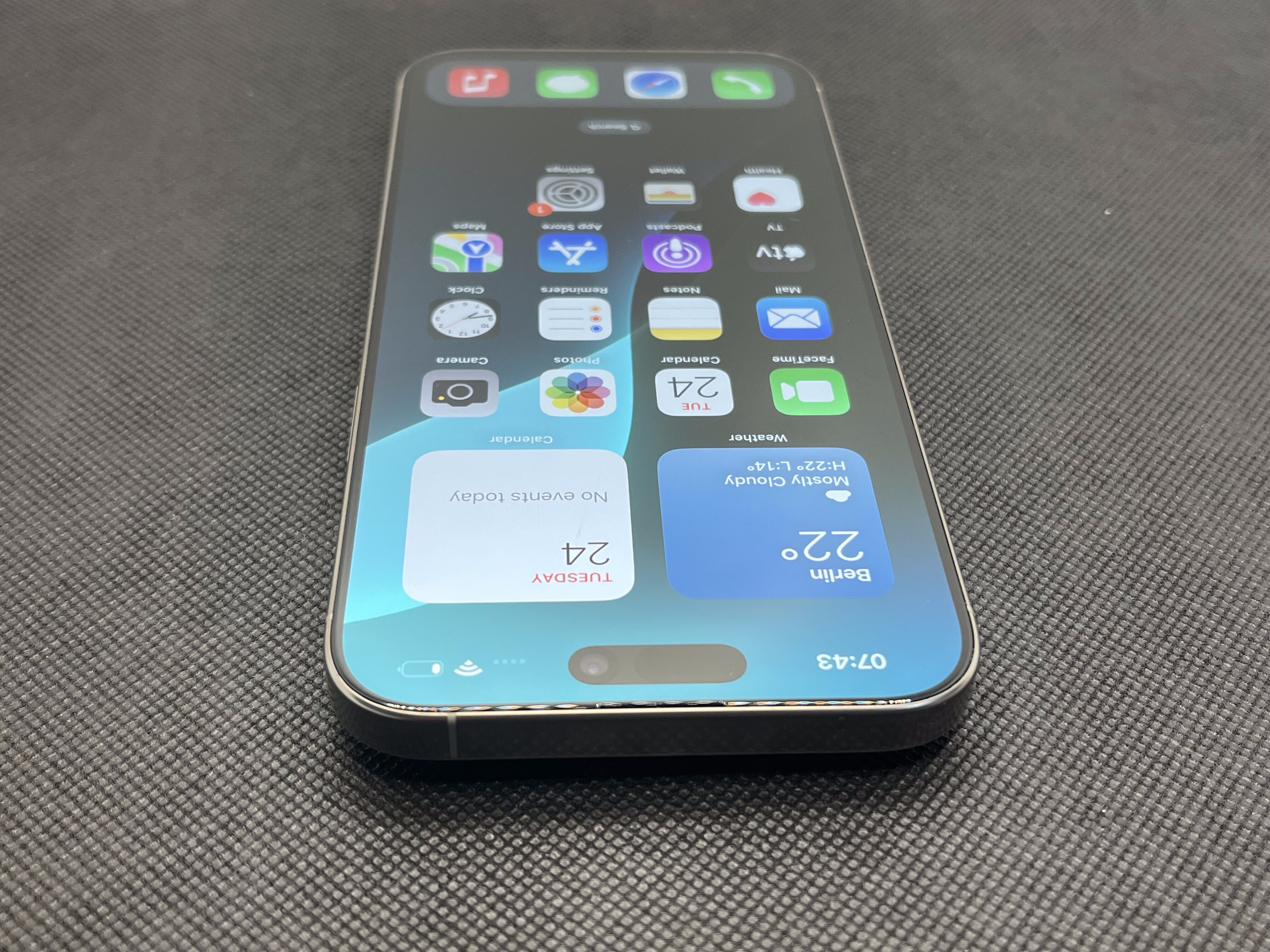 iPhone 16 Pro Max 256GB Desert Titanium (12 Month Warranty) - Image 4