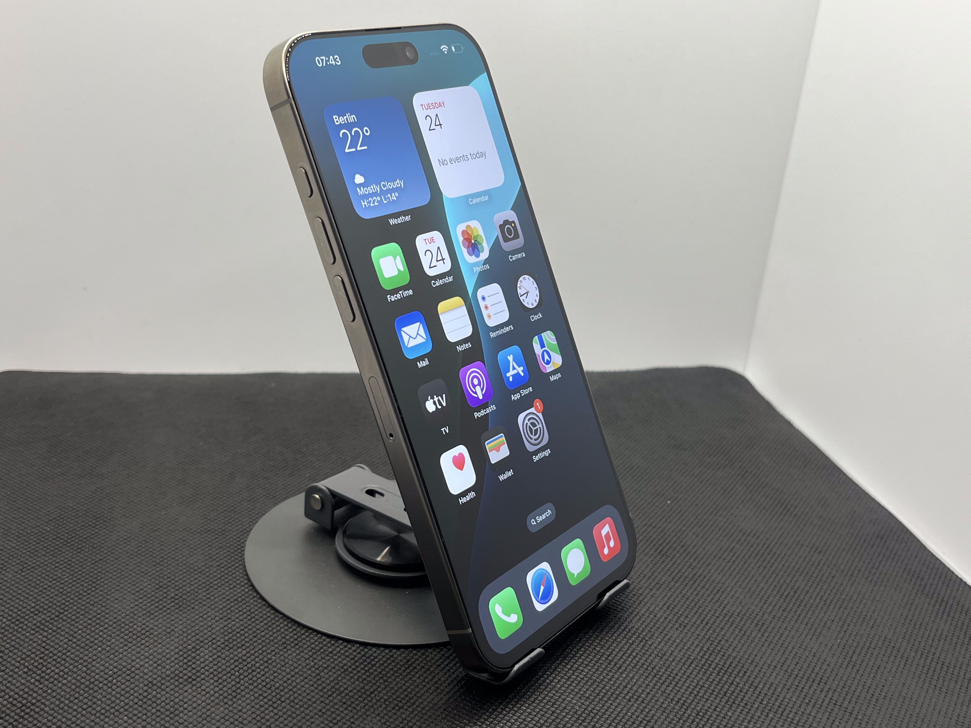 iPhone 16 Pro Max 256GB Desert Titanium (12 Month Warranty) - Image 7