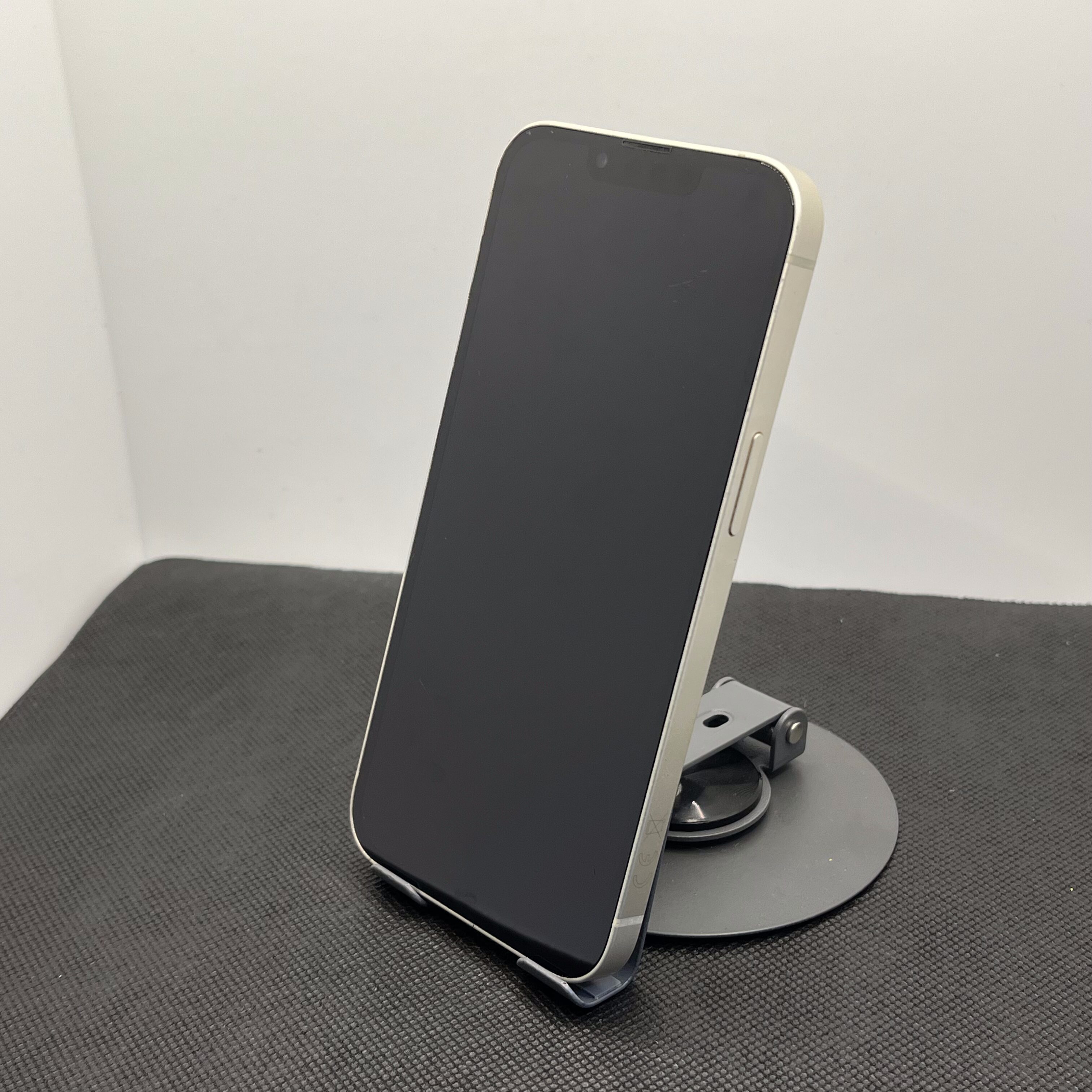 Apple iPhone 13 128GB Starlight (6 Month Warranty) - Image 7