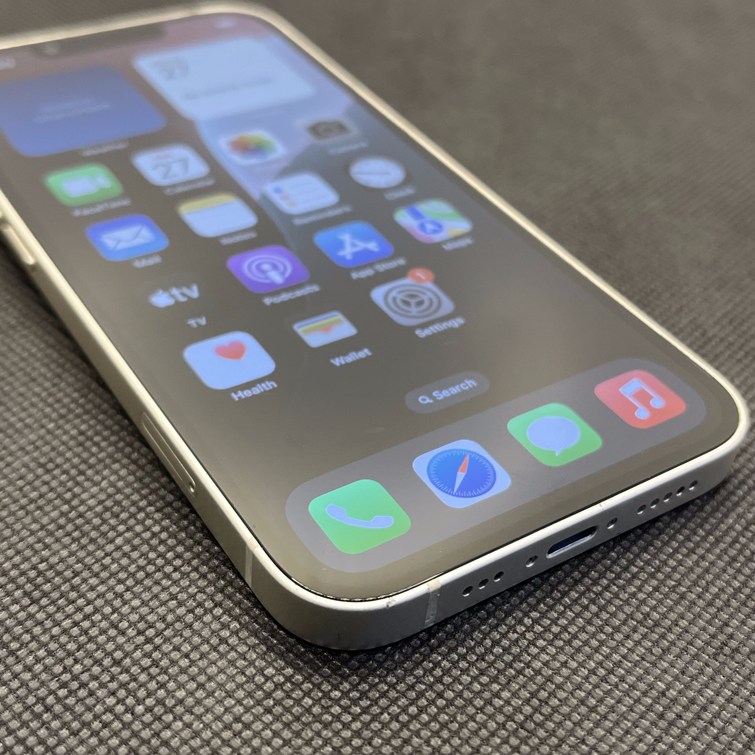 Apple iPhone 13 128GB Starlight (6 Month Warranty) - Image 8