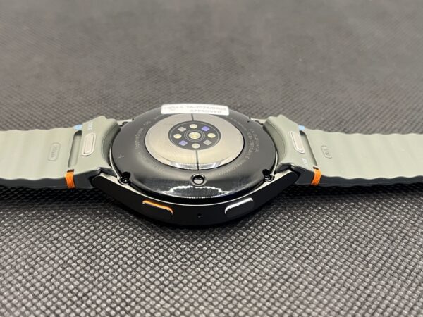Samsung Galaxy Watch 7 44mm GPS Only Green (6 Month Warranty) – Mint Condition - Image 7