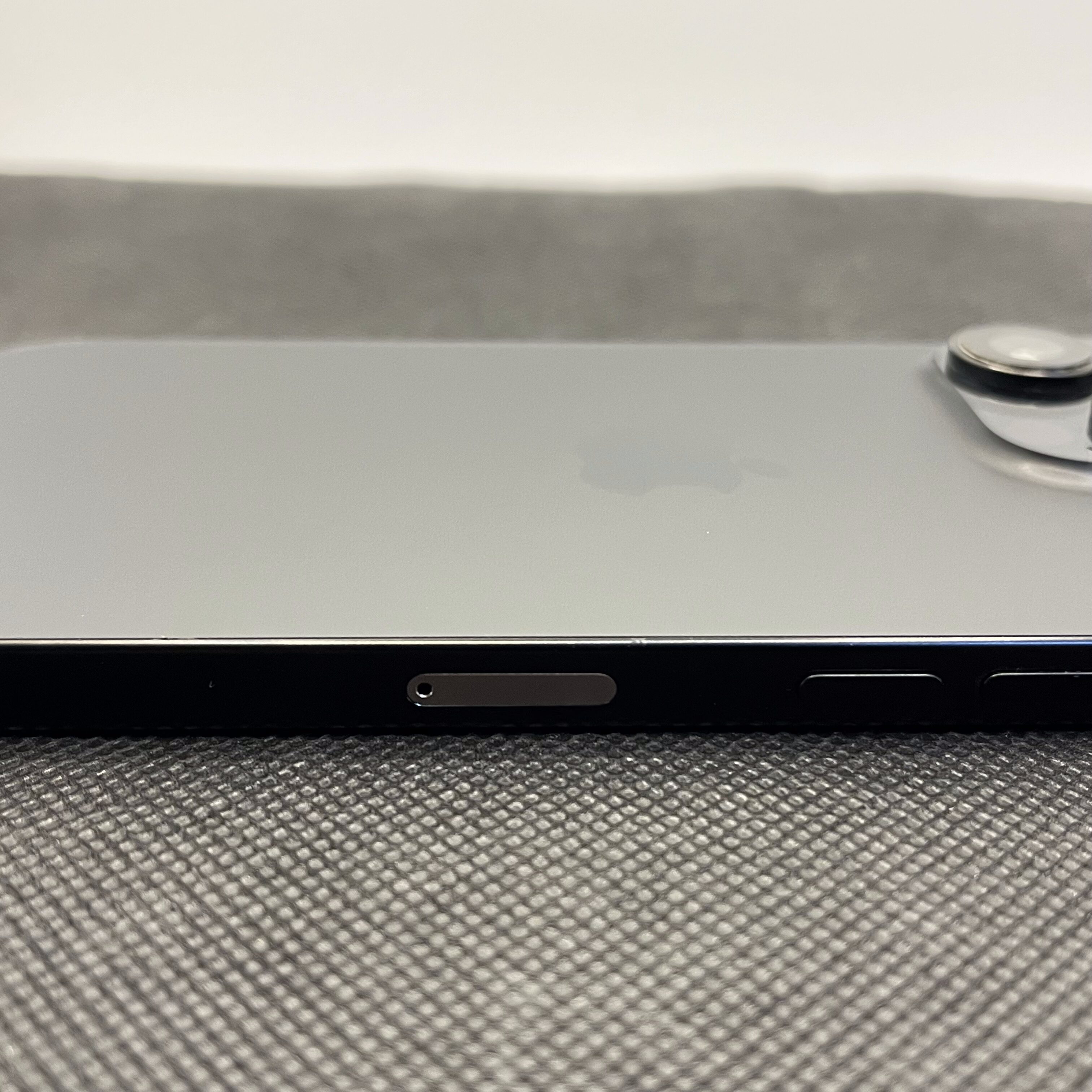 Apple iPhone 16 Pro 128GB Black Titanium (12 Month Warranty) - Image 12