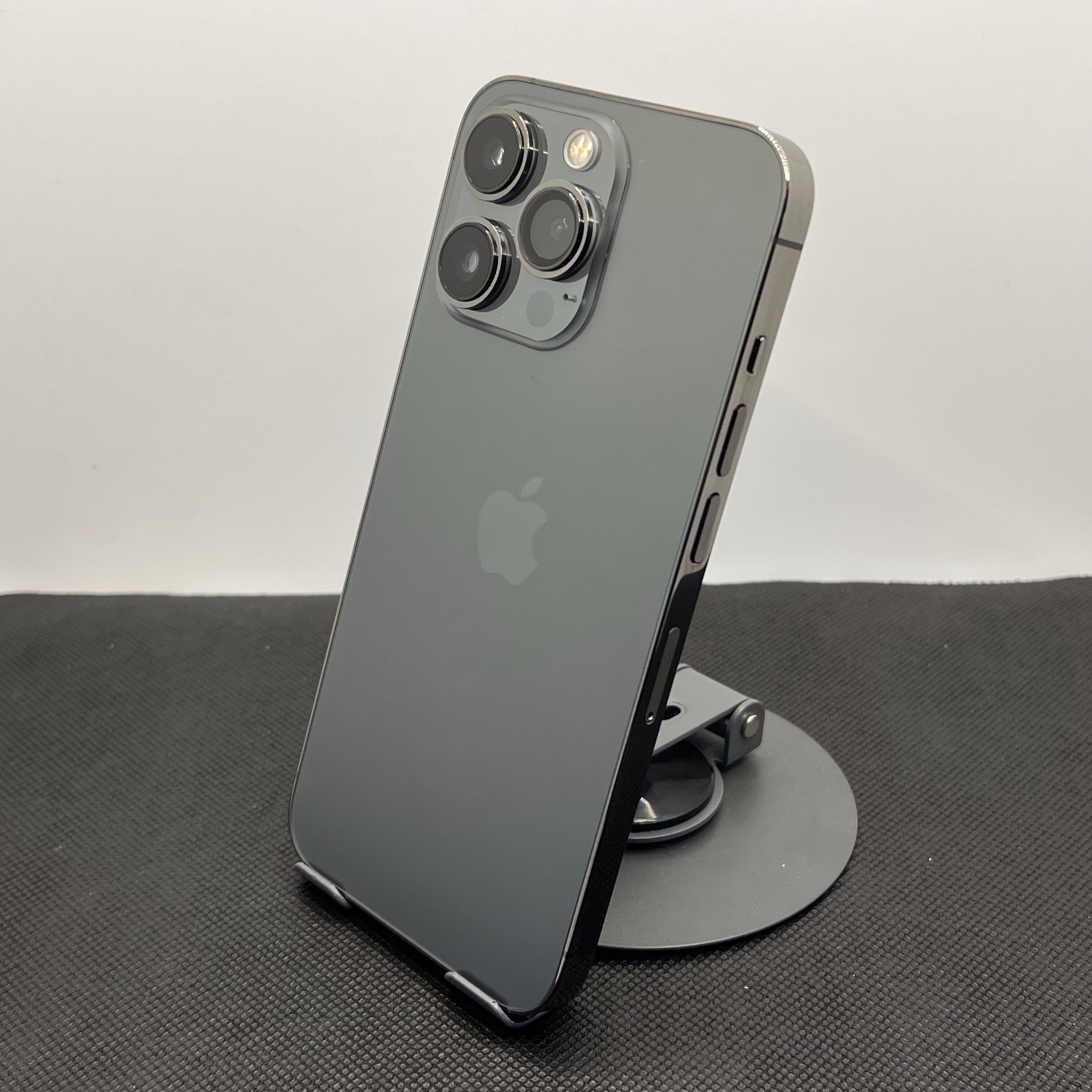Apple iPhone 13 Pro 256GB Graphite (12 Month Warranty) | Epic Deals SA