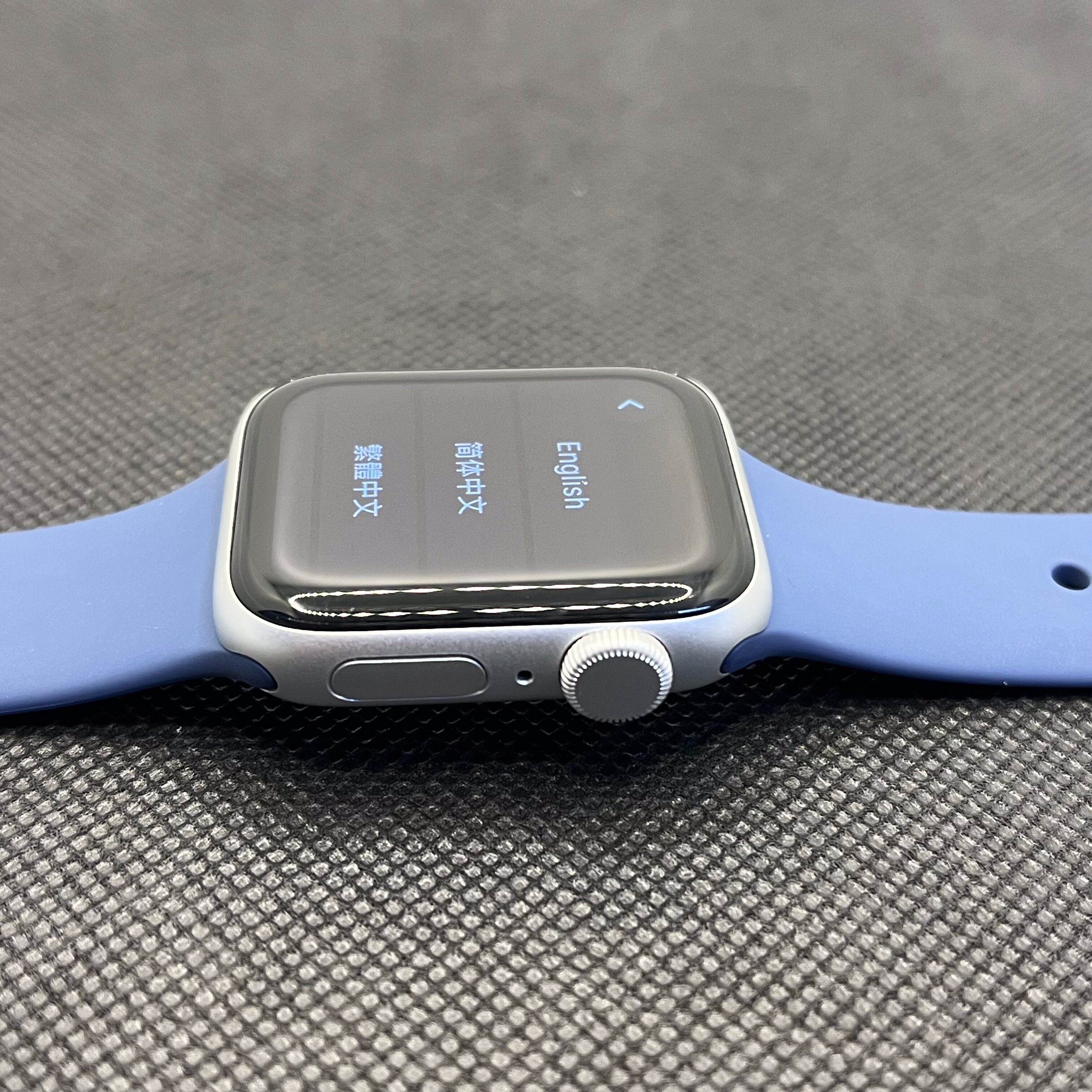 Apple Watch SE 2nd Gen 40mm GPS Only Silver (3 Month Warranty) - Image 3