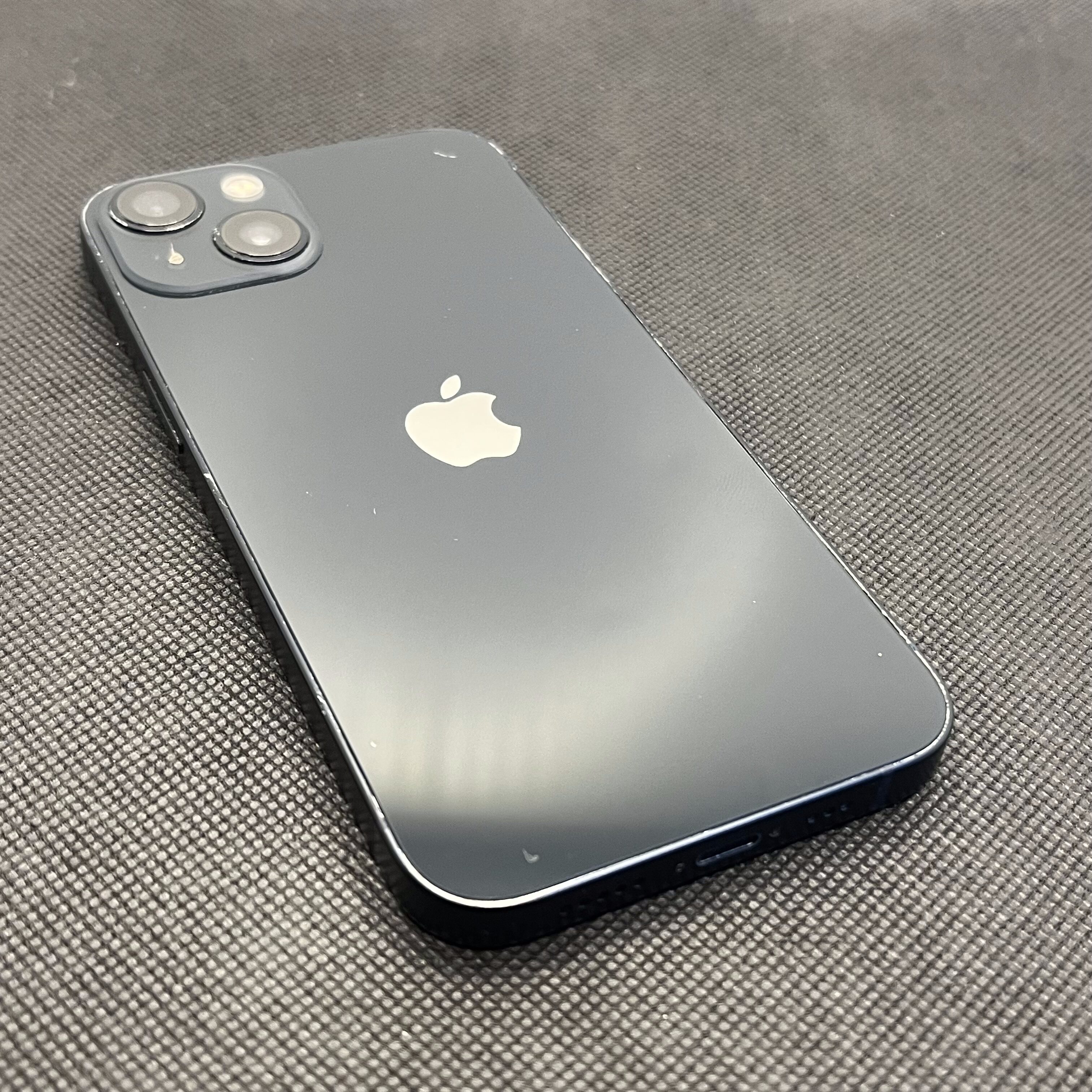 Apple iPhone 13 256GB Midnight (6 Month Warranty) | Epic Deals SA