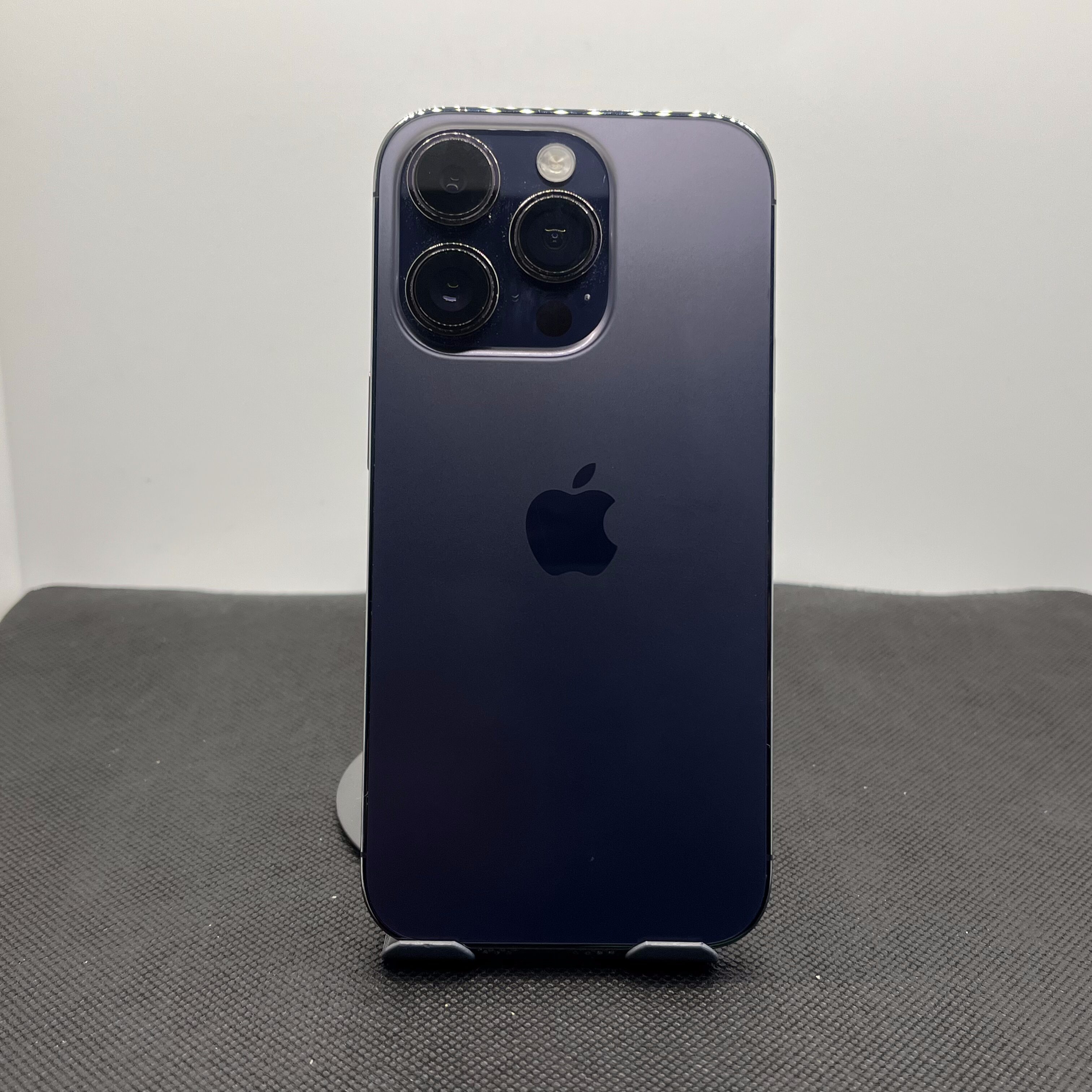 Apple iPhone 14 Pro 256GB Deep Purple (12 Month Warranty) - Image 9