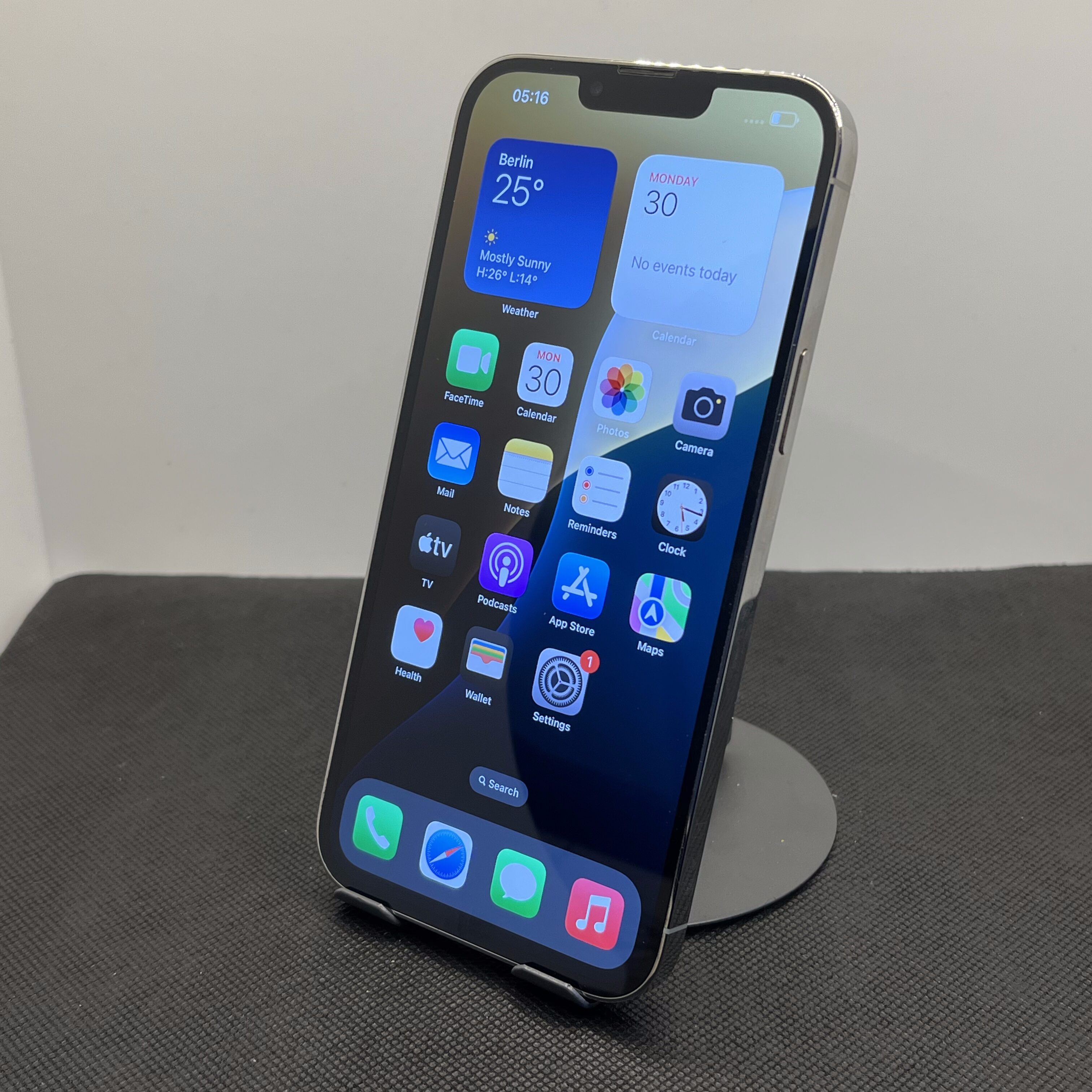 Apple iPhone 13 Pro Max 256GB Silver (12 Month Warranty) | Epic