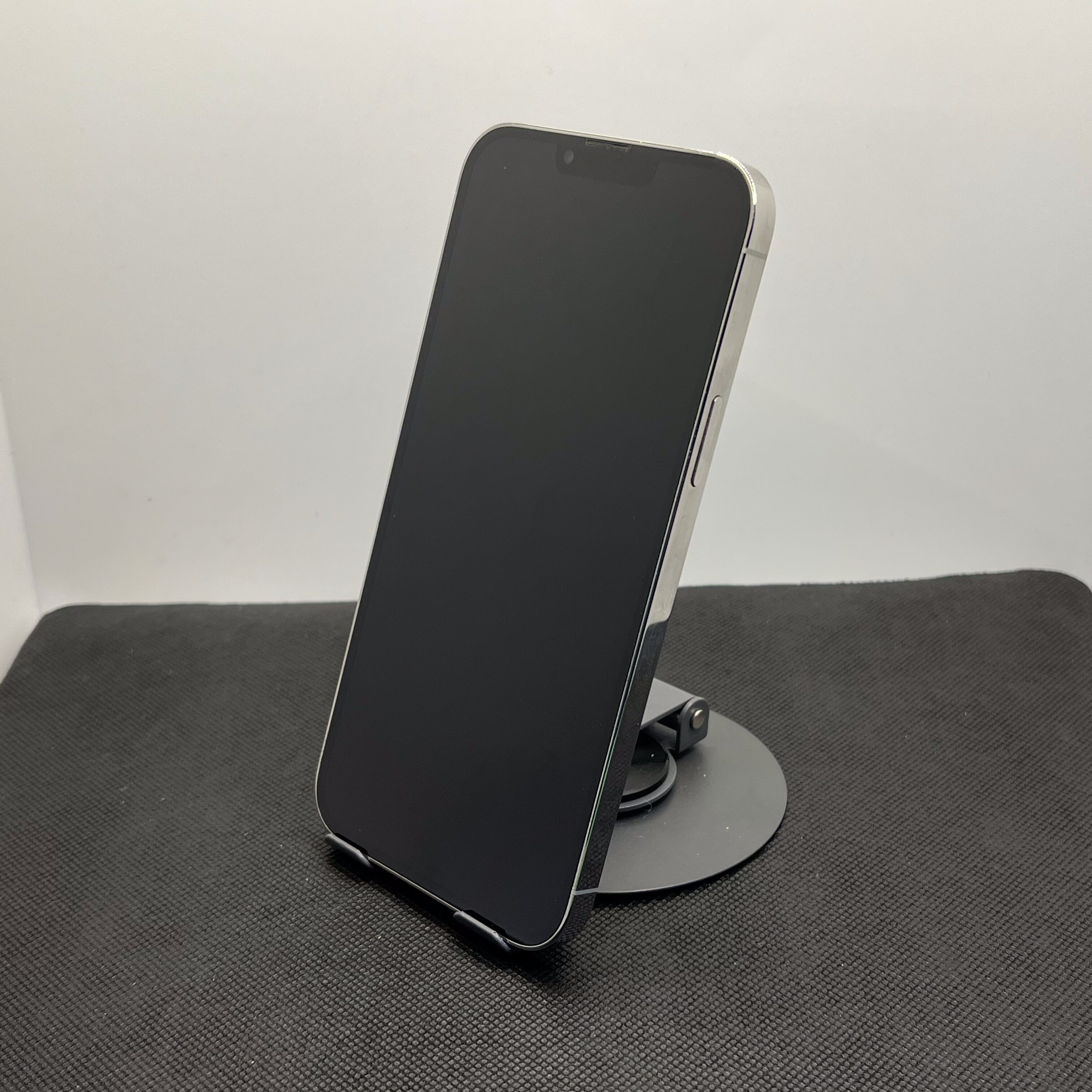 Apple iPhone 13 Pro Max 256GB Silver (12 Month Warranty) | Epic
