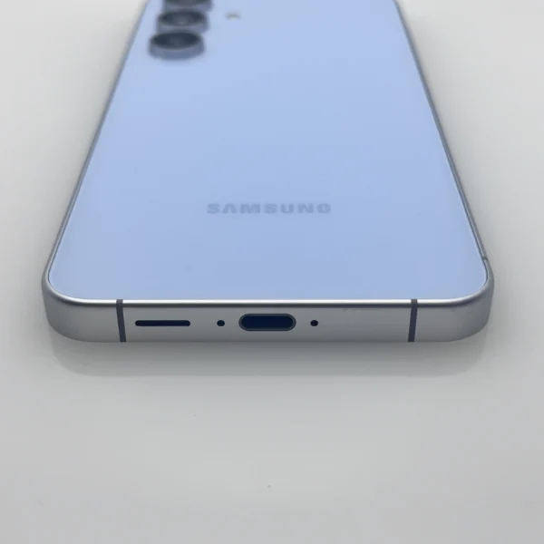 Samsung Galaxy S24 FE 128GB Dual Sim Blue (12 Month Warranty