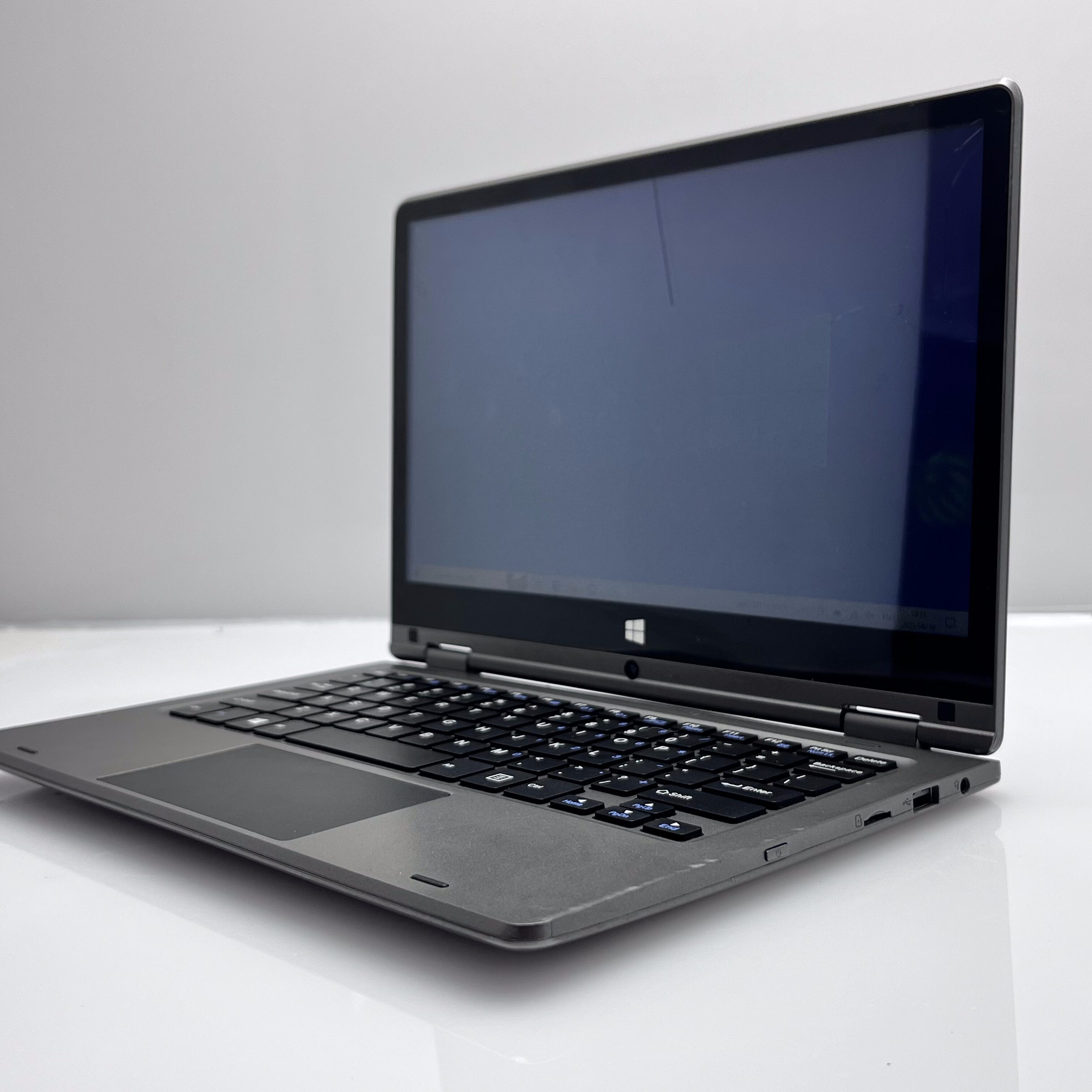 Windowsデスクトップ Fajrian Muhammad Dixon CW14Q1P 2 In 1 Notebook 4GB RAM 64GB SD Cracked Screen