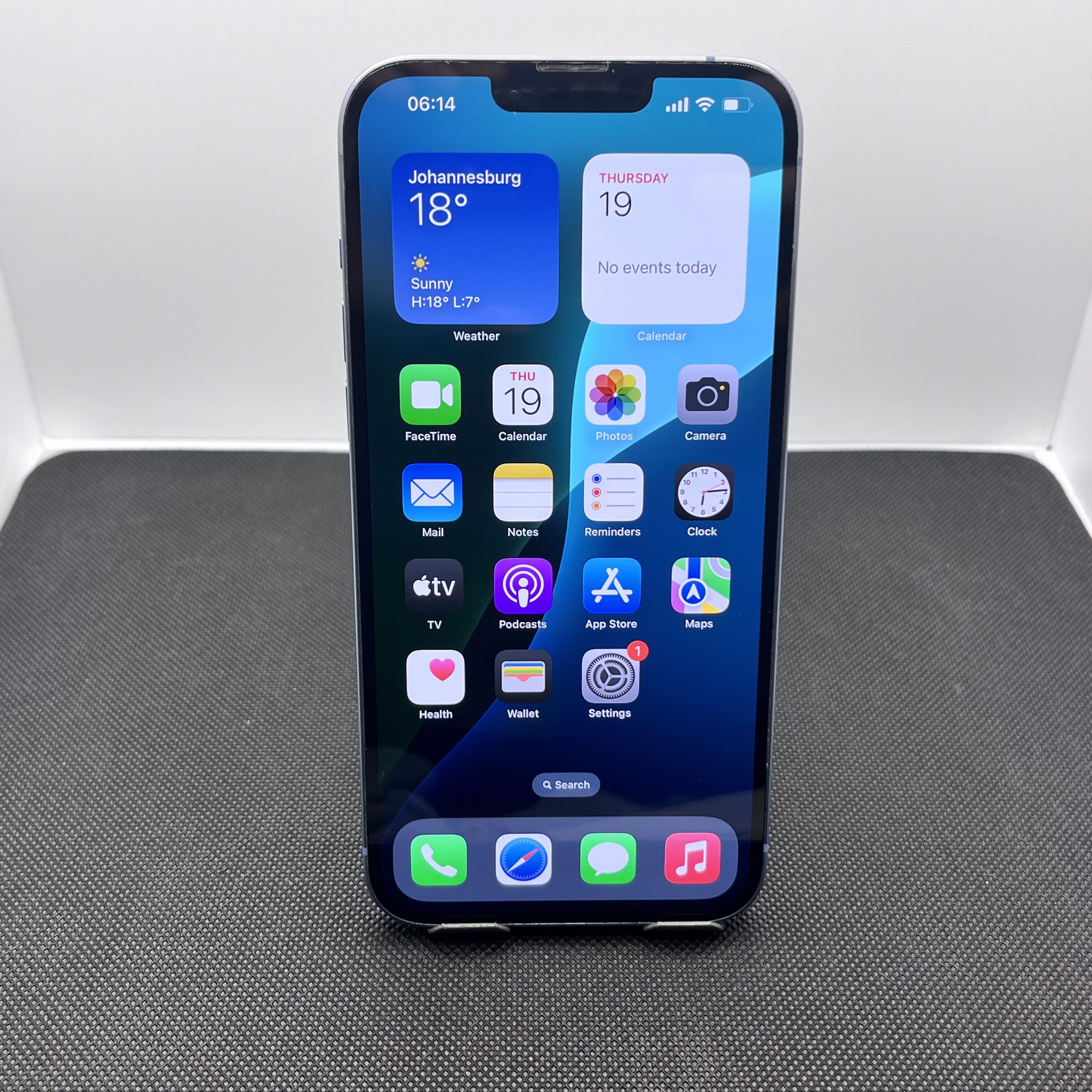 iPhone 14 Plus 128GB Blue (12 Month Warranty) | Epic Deals SA