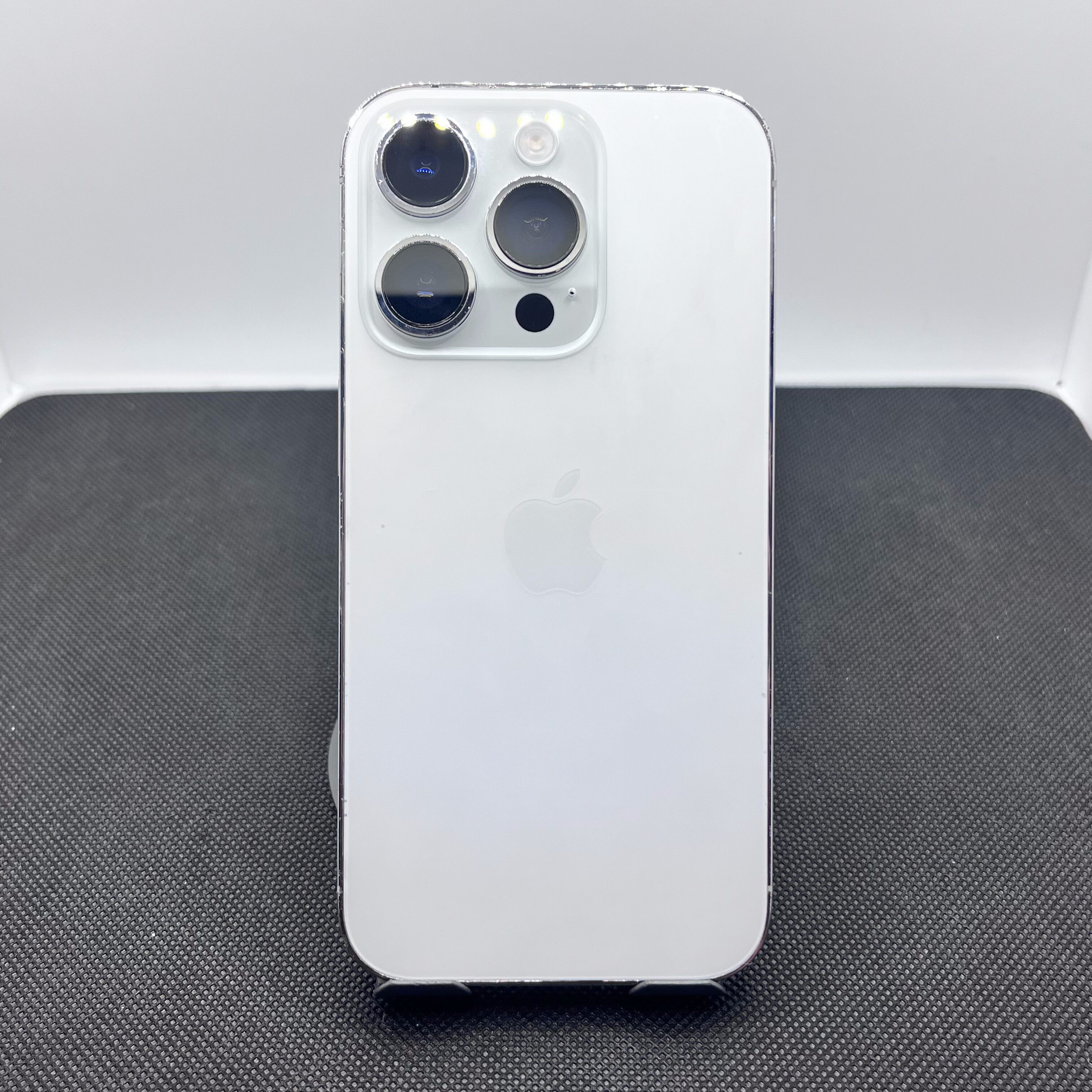 Apple iPhone 14 Pro 256GB Silver (12 Month Warranty) | Epic Deals SA