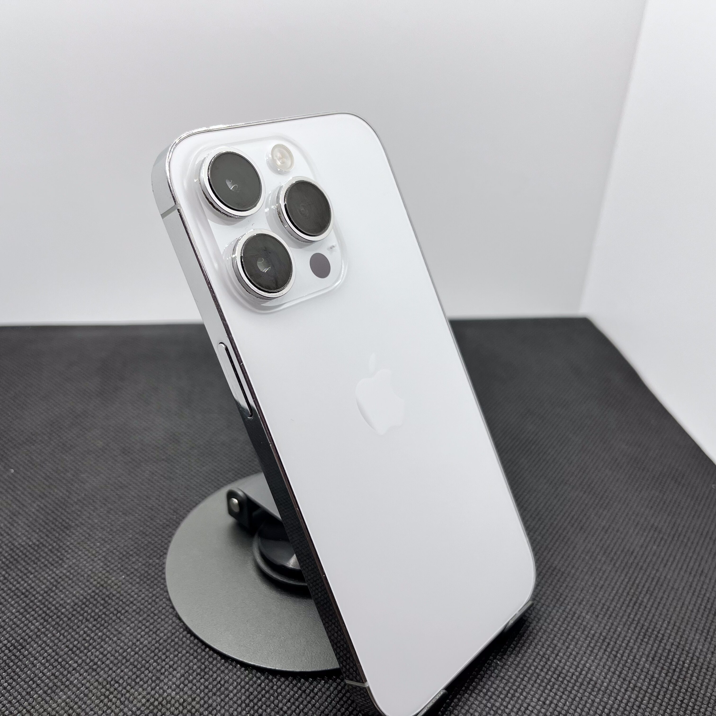 Apple iPhone 14 Pro 256GB Silver (12 Month Warranty) | Epic Deals SA